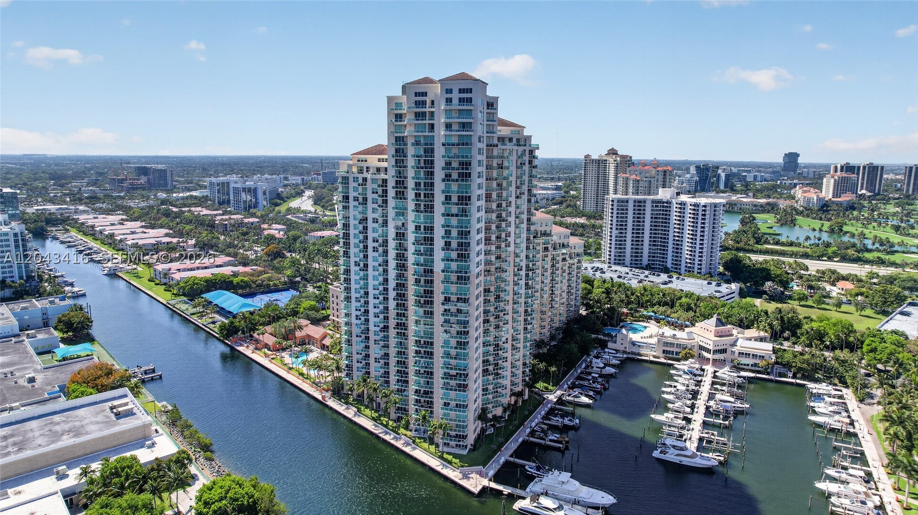 3330 NE 190th St #718, Aventura FL 33180