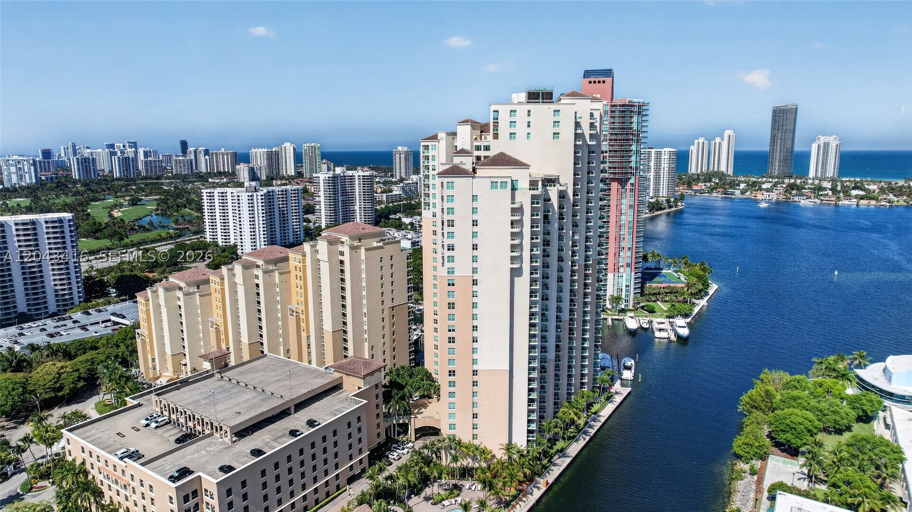 3330 NE 190th St #718, Aventura FL 33180