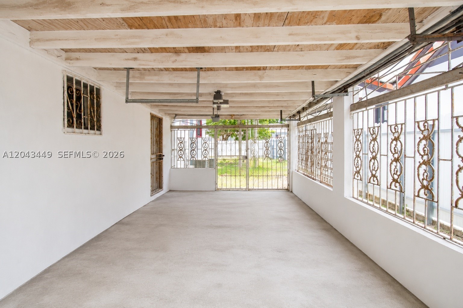 1000 NW 47th St, Miami FL 33127