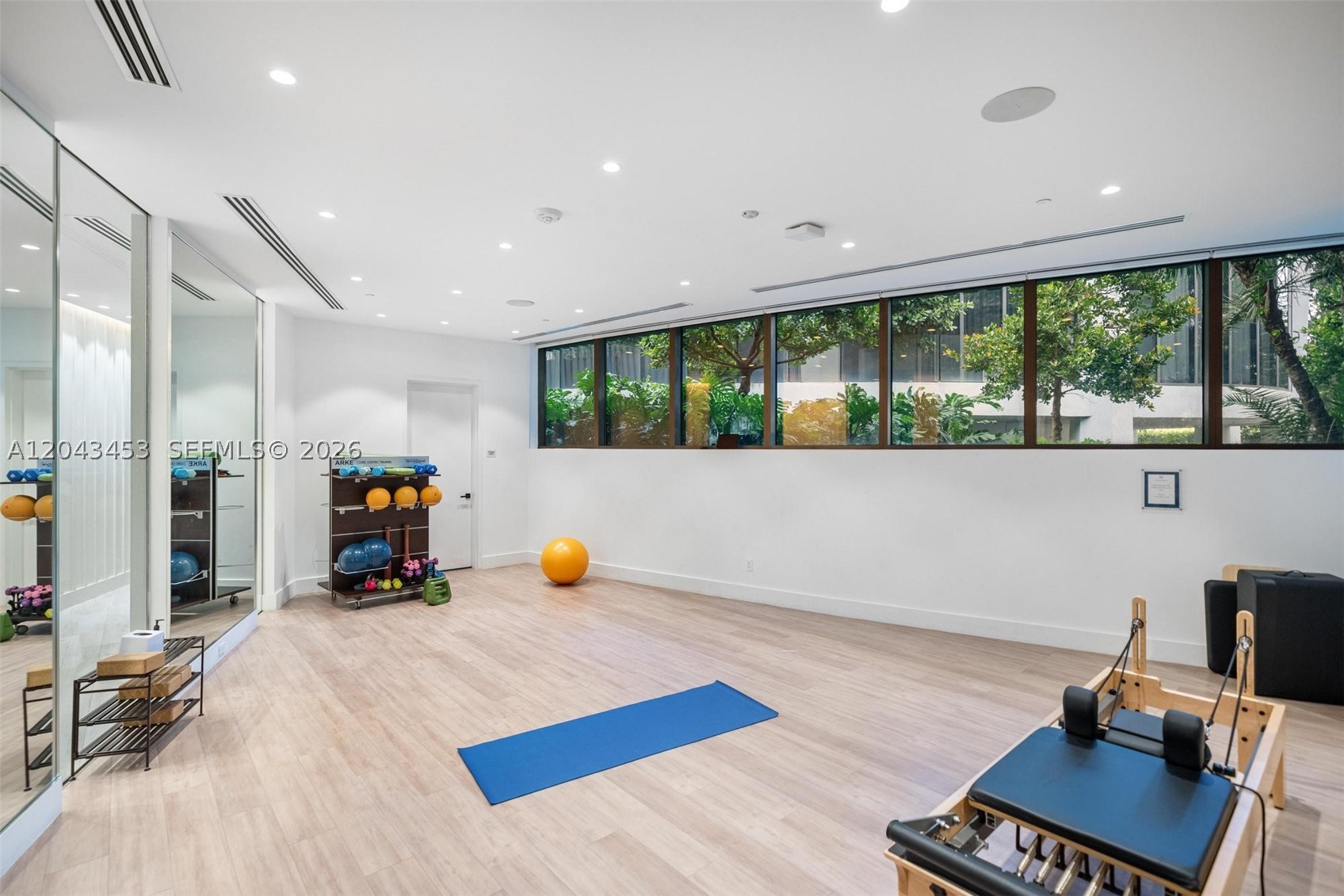 2831 S Bayshore Dr #1603, Miami FL 33133