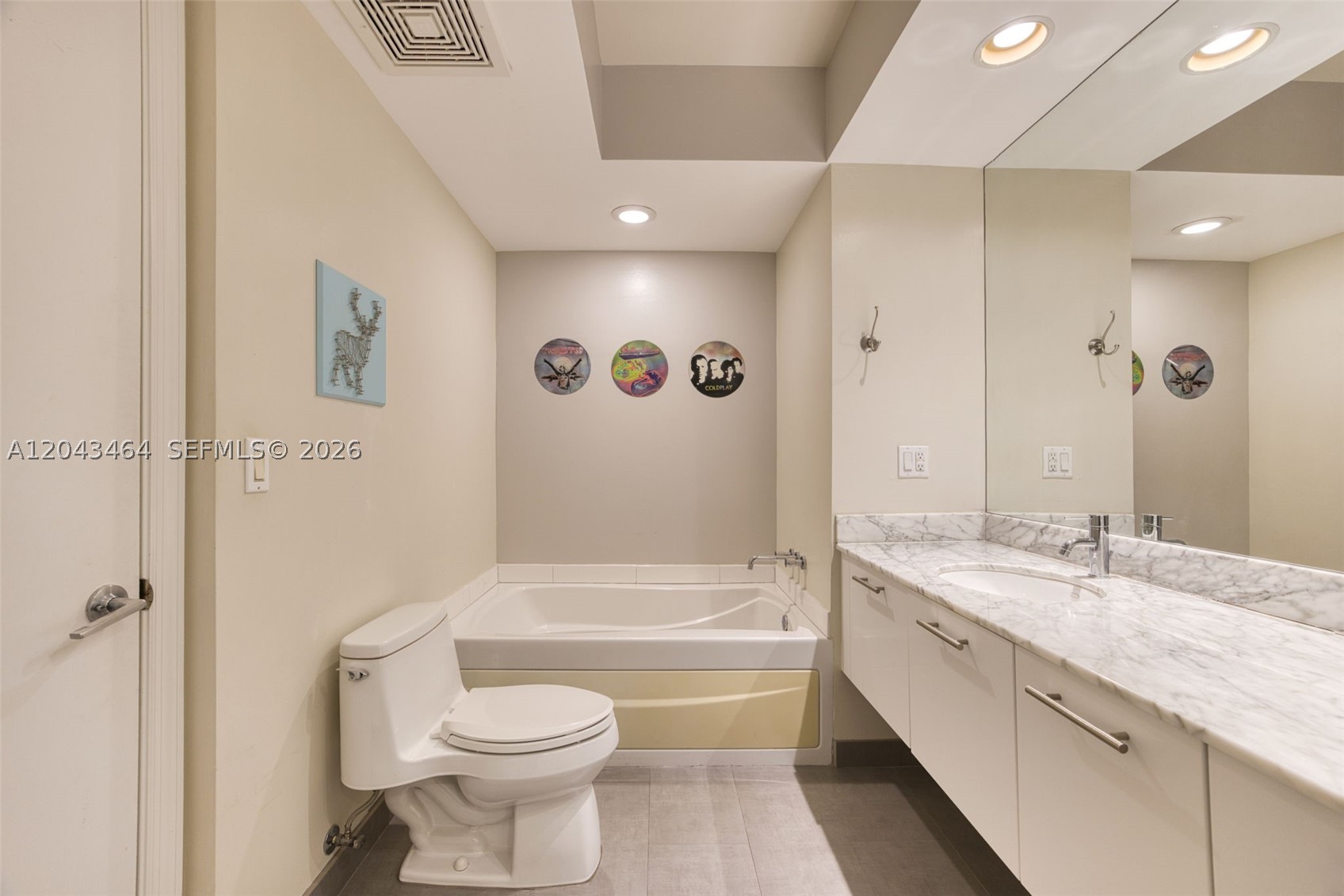 500 Brickell Ave #1400, Miami FL 33131
