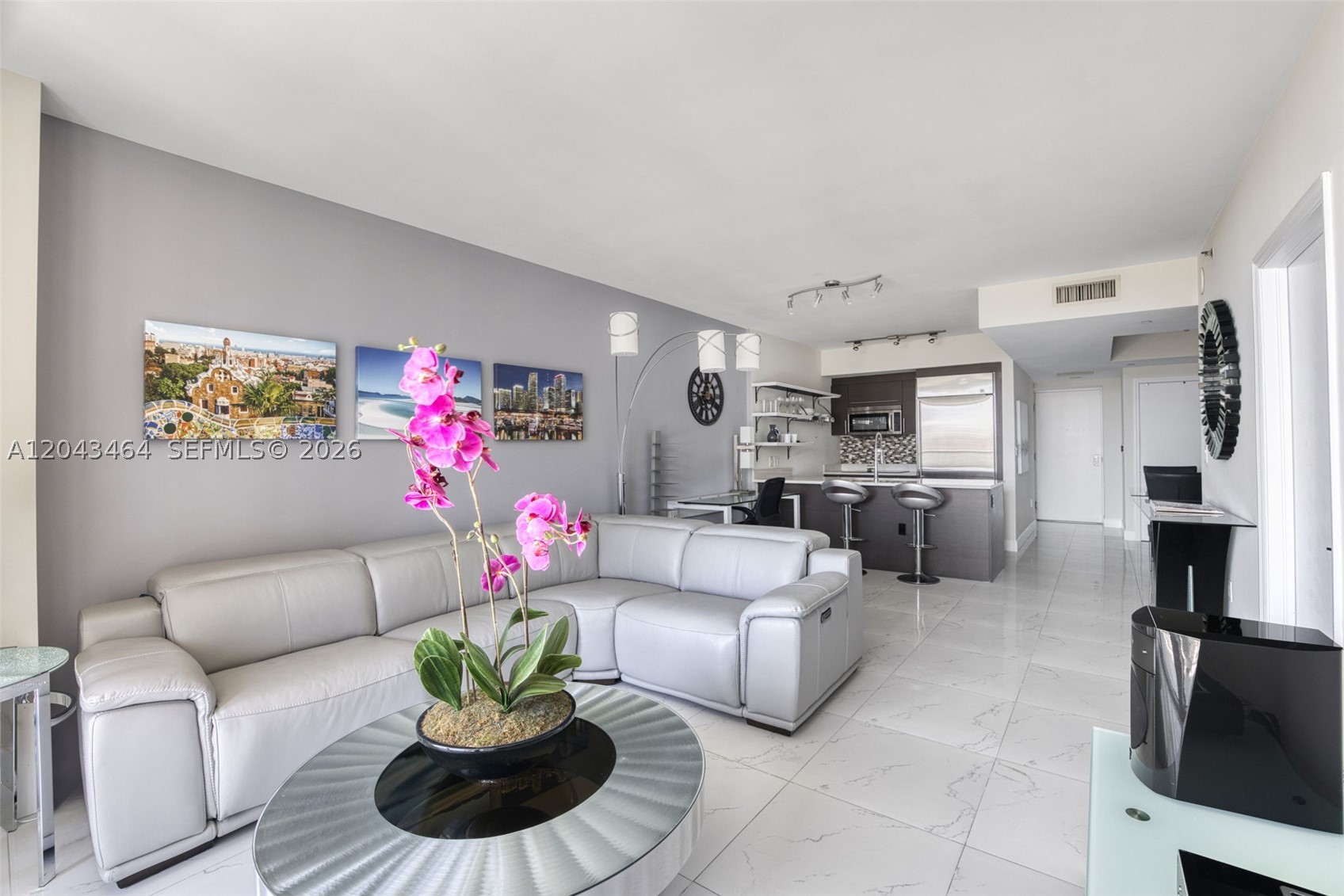 500 Brickell Ave #1400, Miami FL 33131