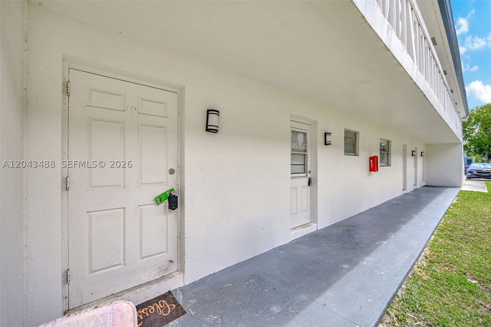 861 SW 74 TER #102 D, North Lauderdale FL 33068