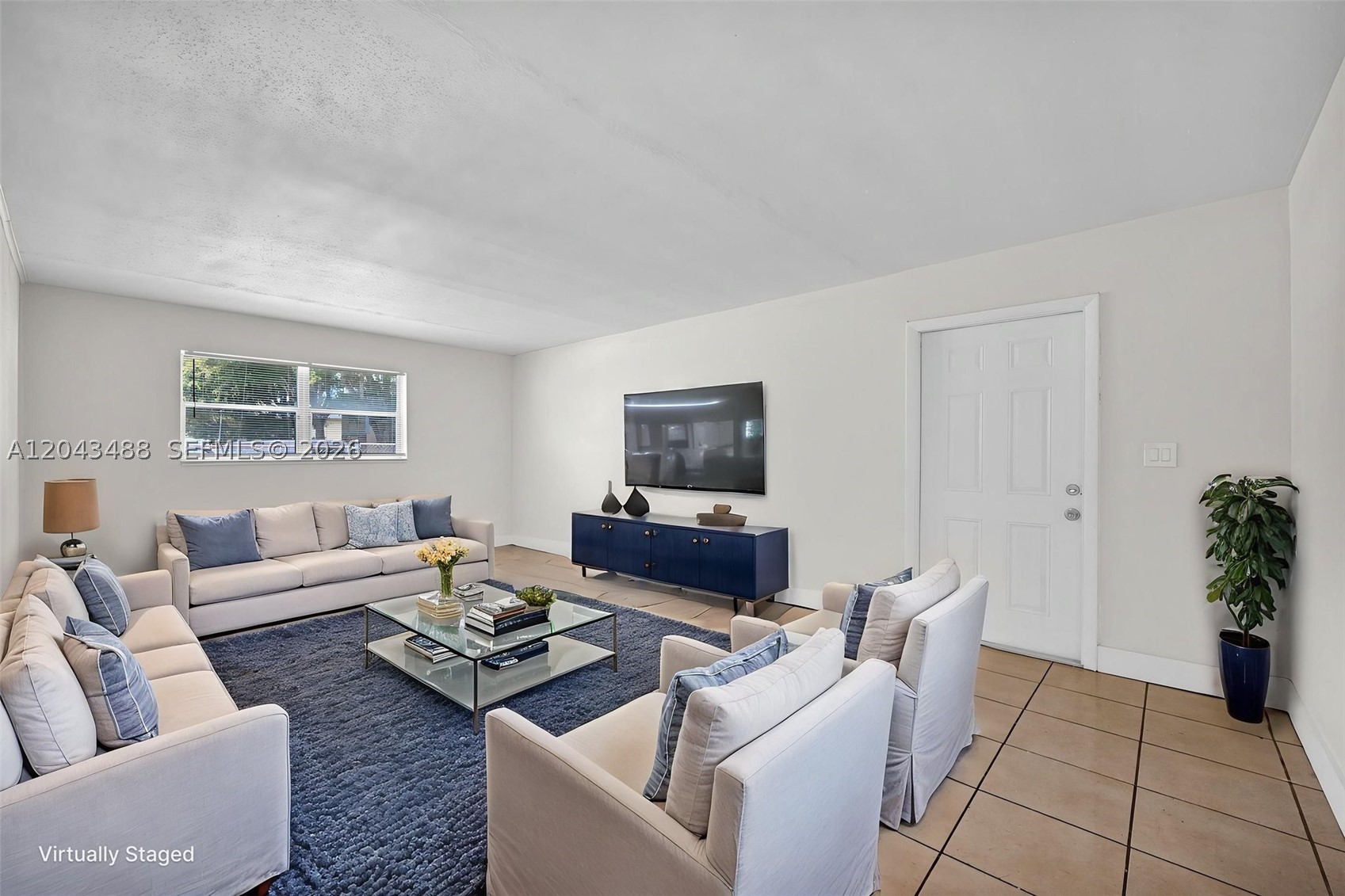 861 SW 74 TER #102 D, North Lauderdale FL 33068