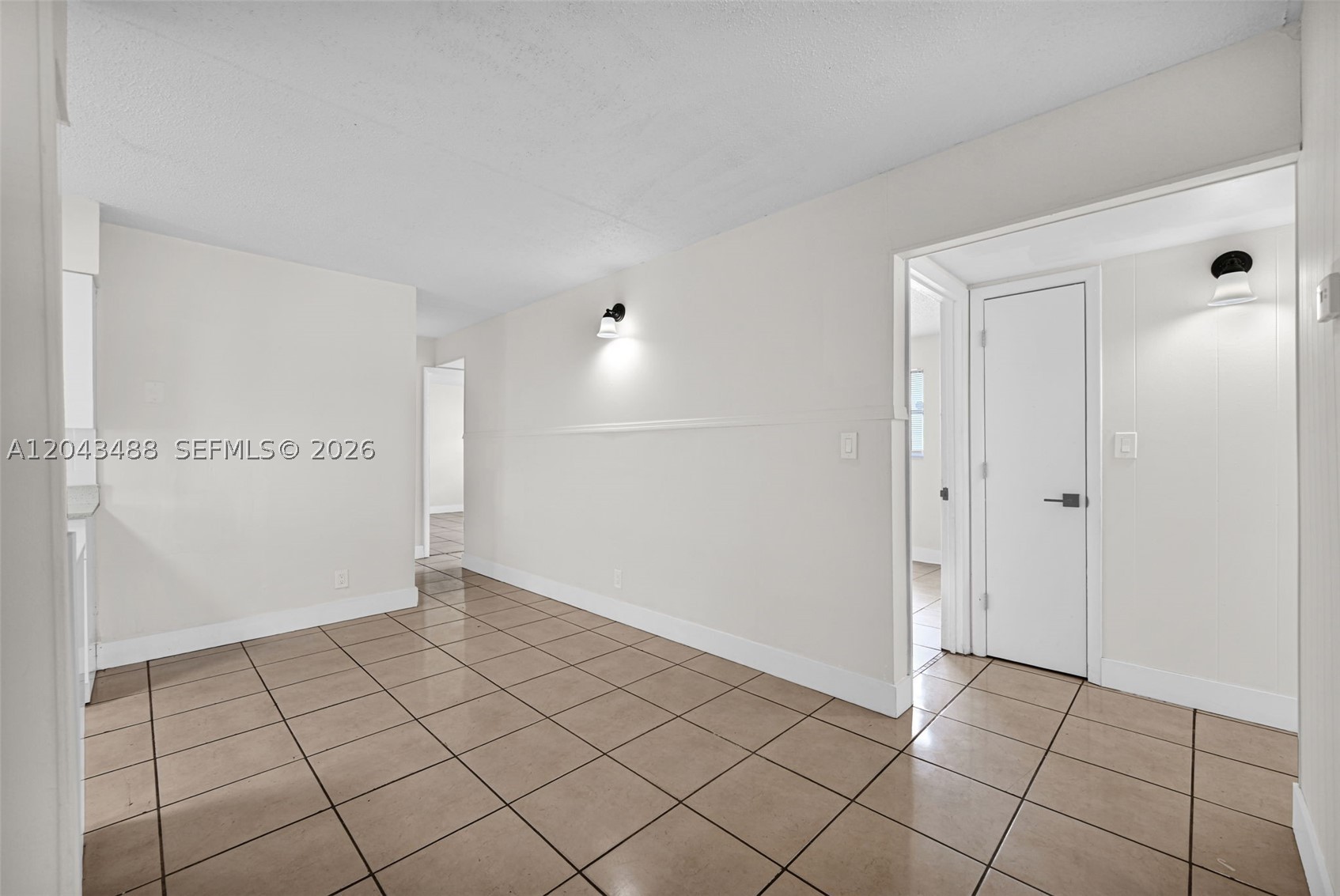 861 SW 74 TER #102 D, North Lauderdale FL 33068