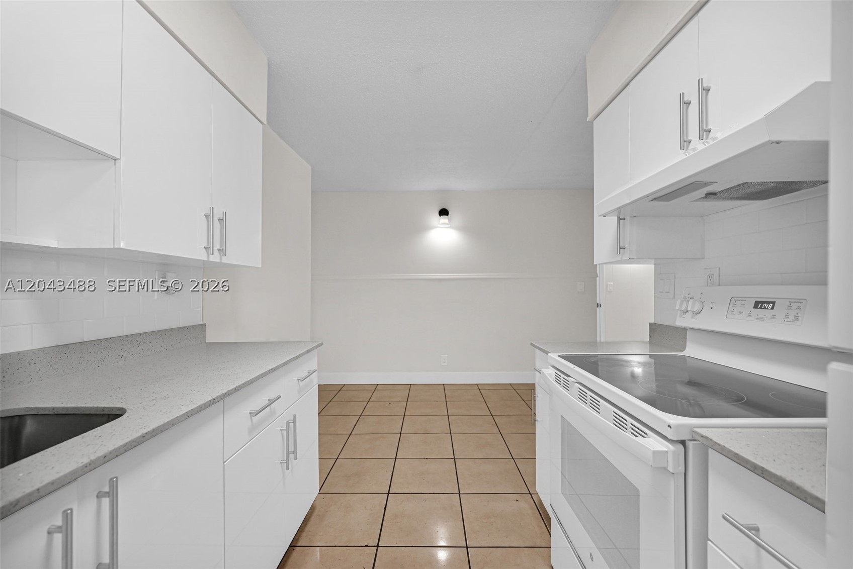861 SW 74 TER #102 D, North Lauderdale FL 33068