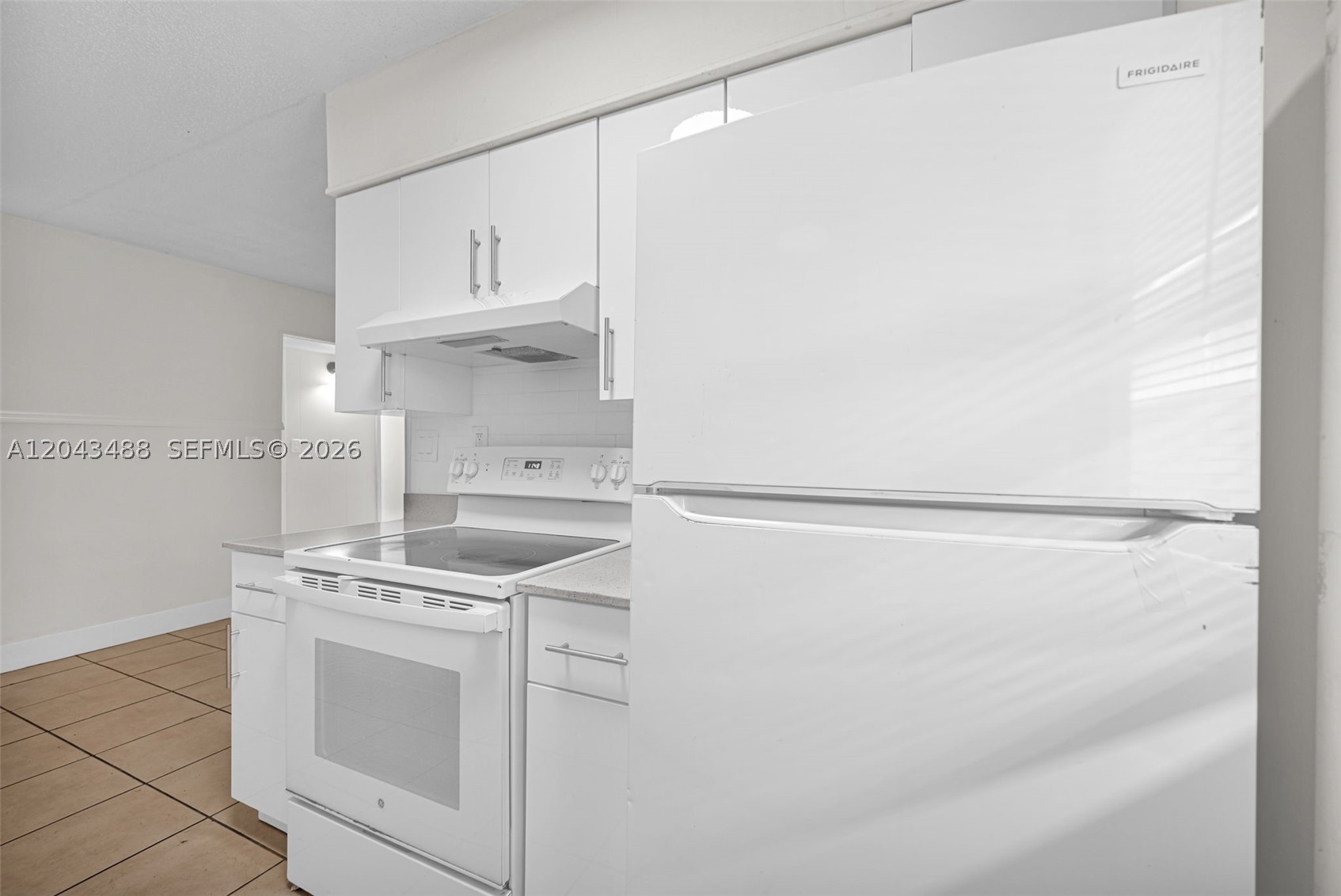 861 SW 74 TER #102 D, North Lauderdale FL 33068