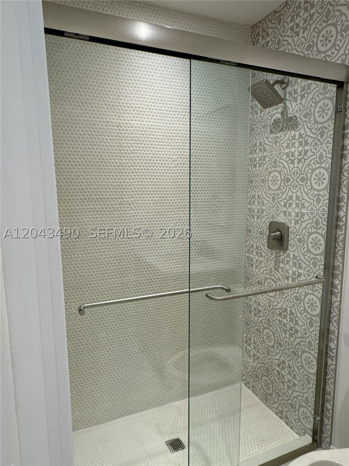 951 E 32nd St, Hialeah FL 33013
