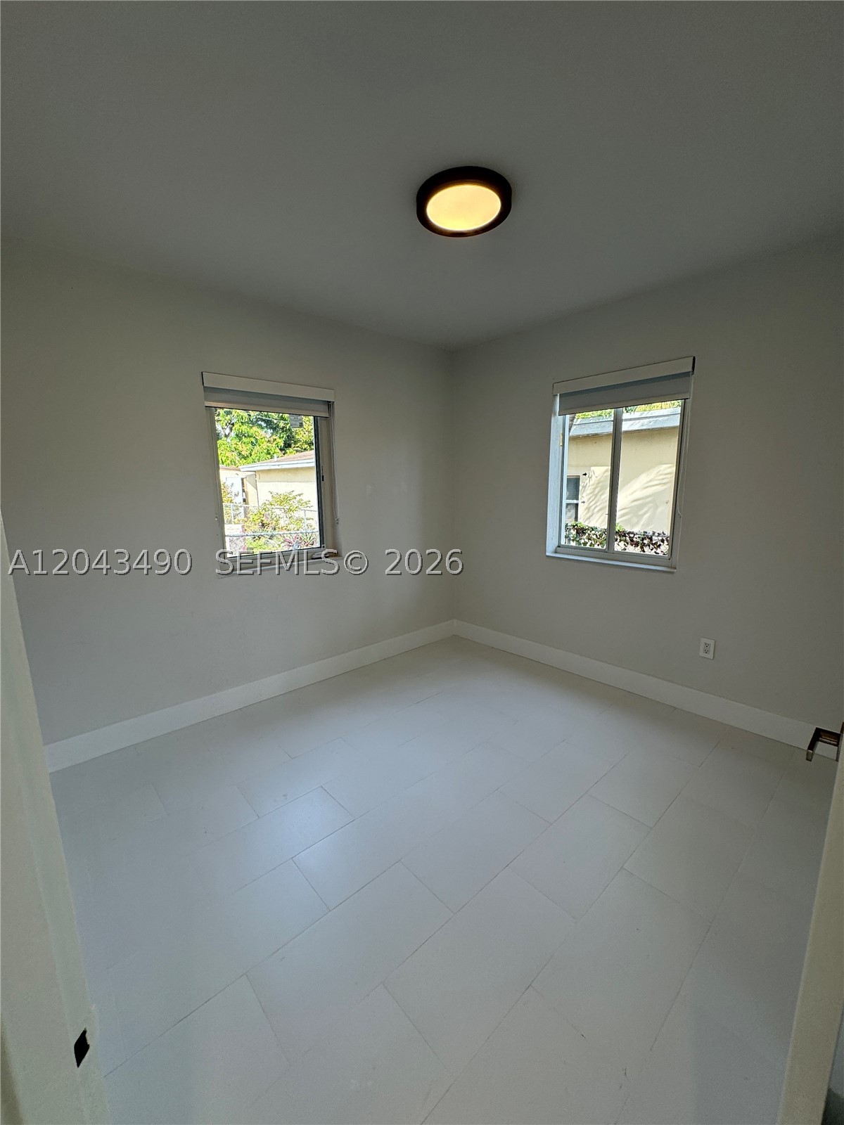 951 E 32nd St, Hialeah FL 33013