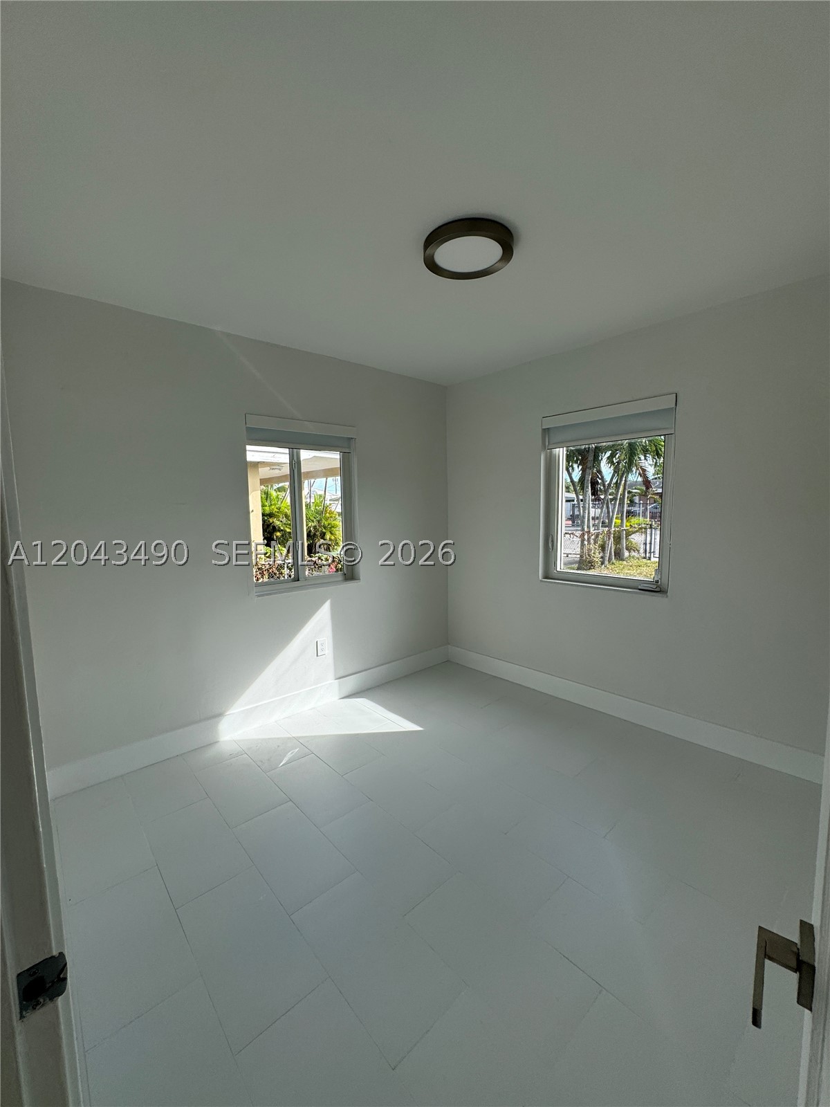 951 E 32nd St, Hialeah FL 33013