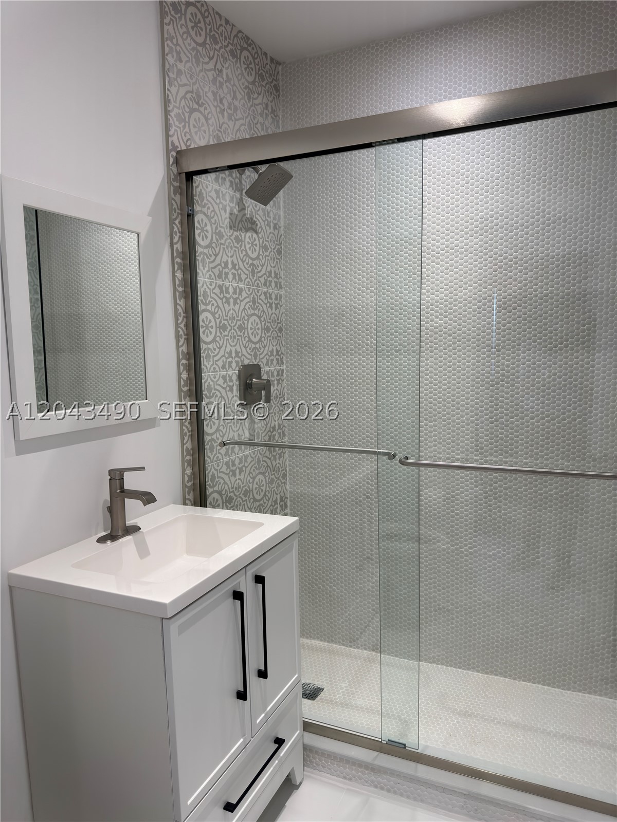 951 E 32nd St, Hialeah FL 33013