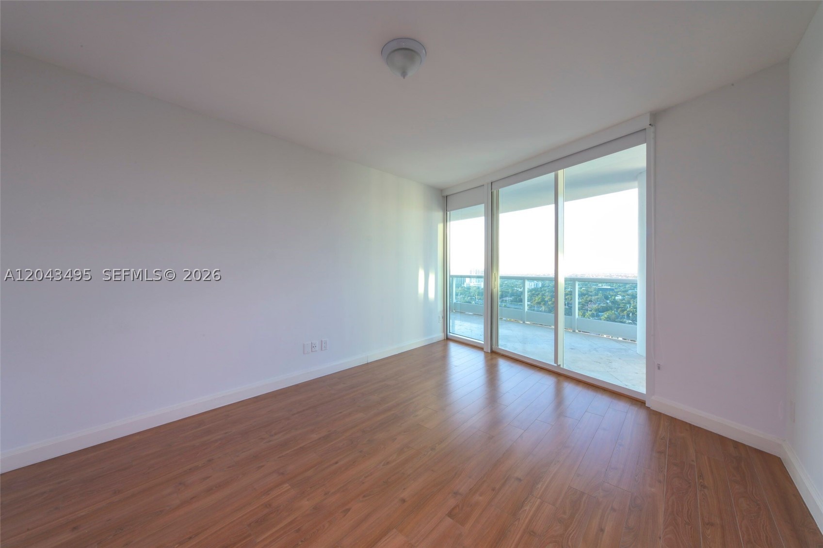 2127 Brickell Ave #2504, Miami FL 33129