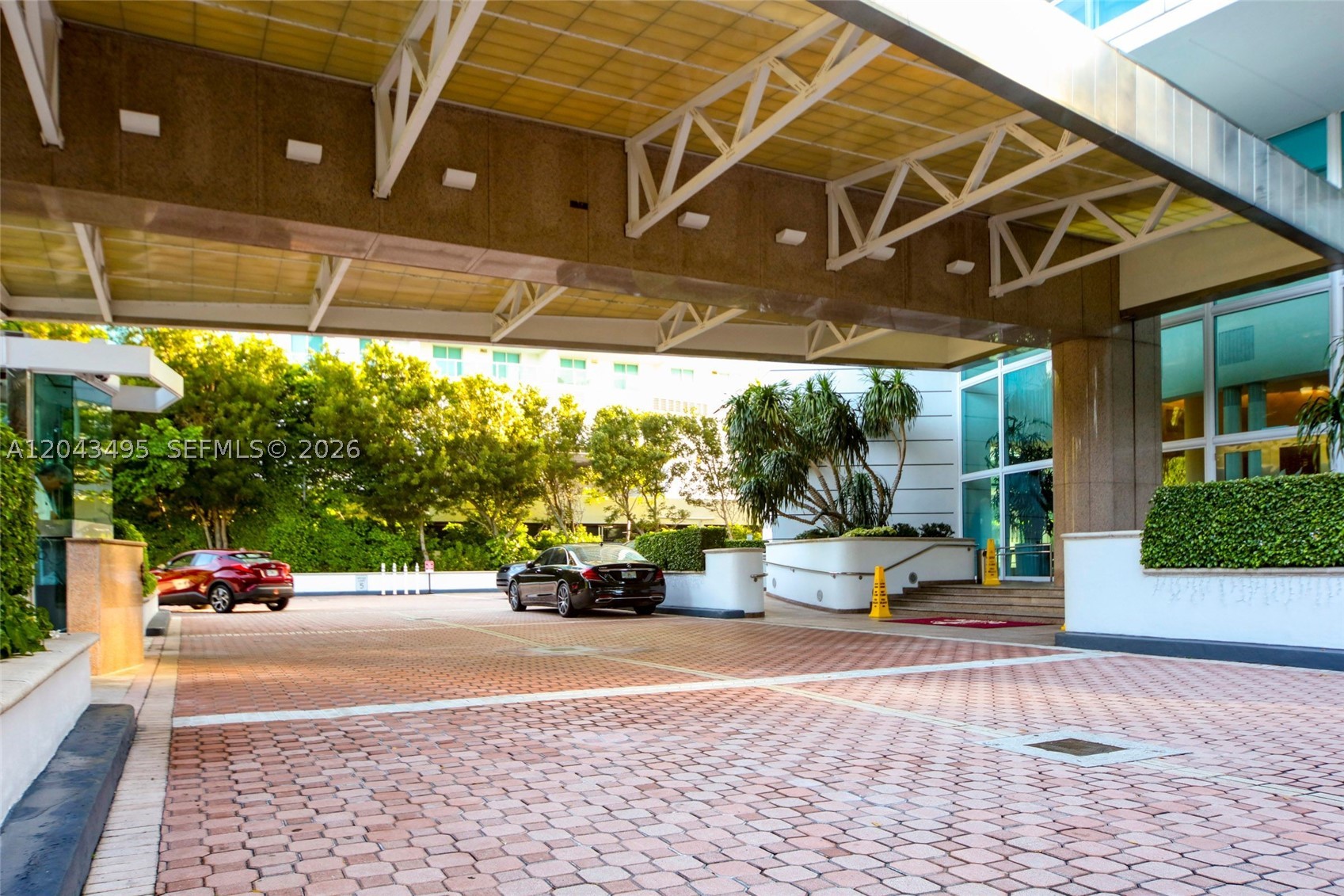 2127 Brickell Ave #2504, Miami FL 33129