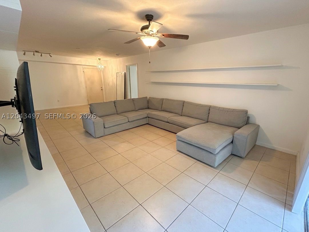 21121 SW 85th Ave #111, Cutler Bay FL 33189