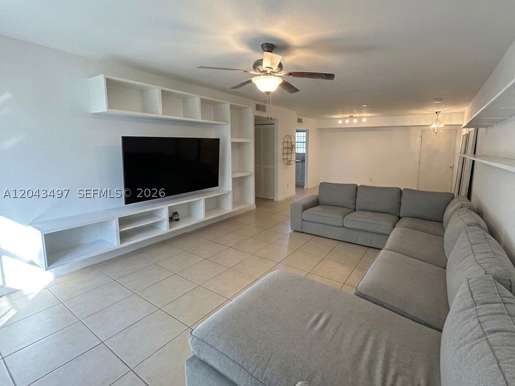 21121 SW 85th Ave #111, Cutler Bay FL 33189