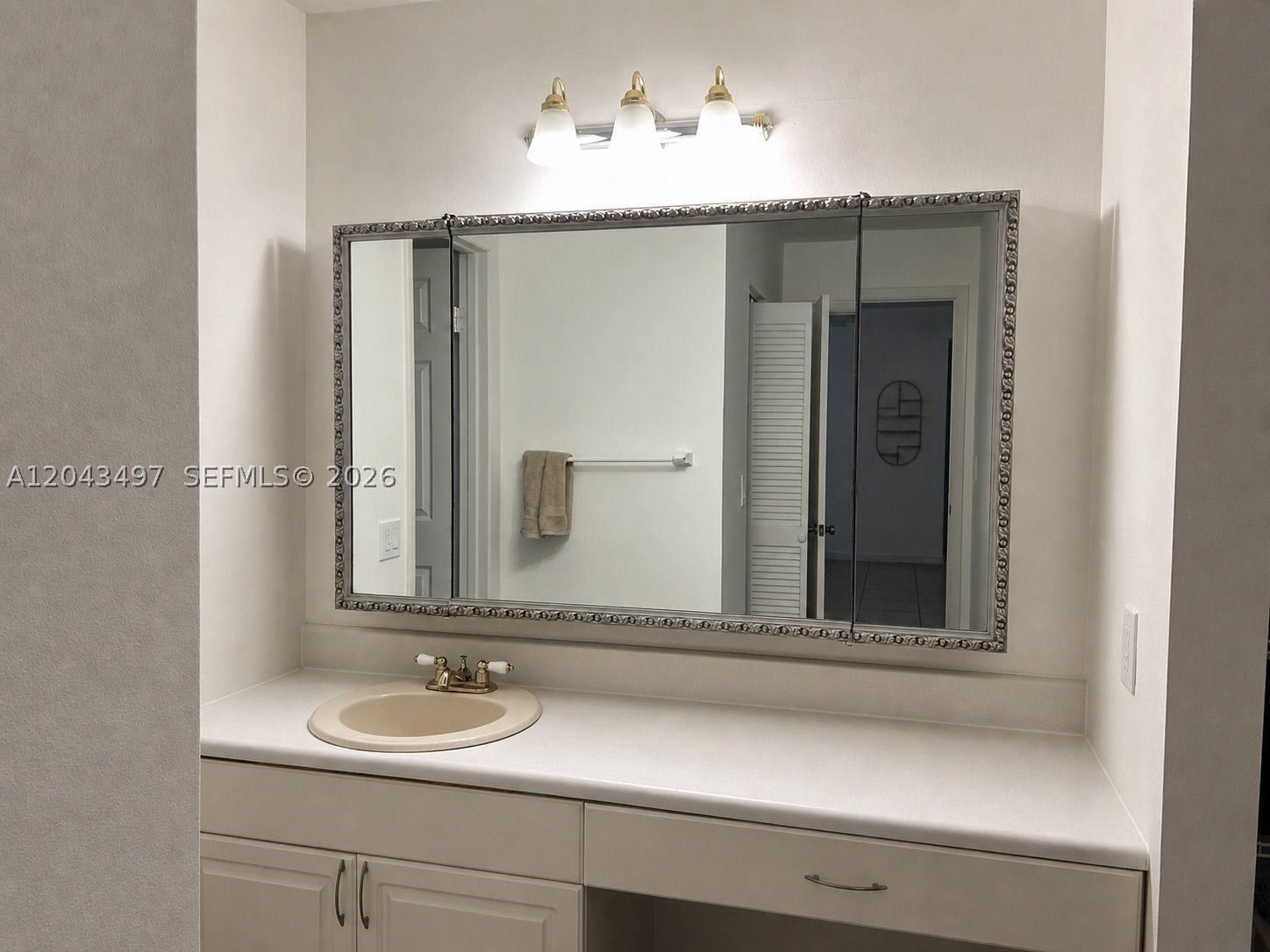 21121 SW 85th Ave #111, Cutler Bay FL 33189