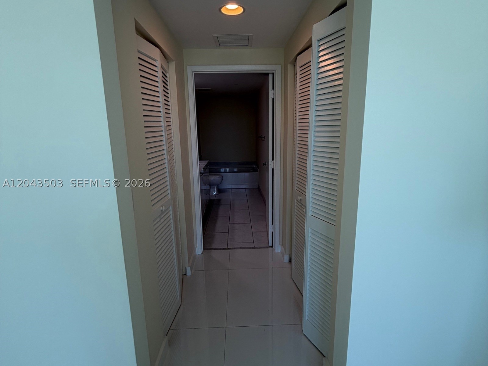 951 Brickell Ave #1206, Miami FL 33131
