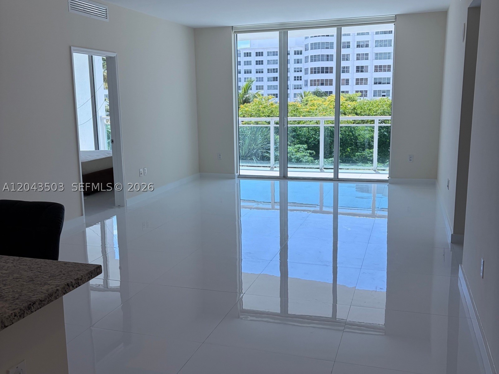 951 Brickell Ave #1206, Miami FL 33131