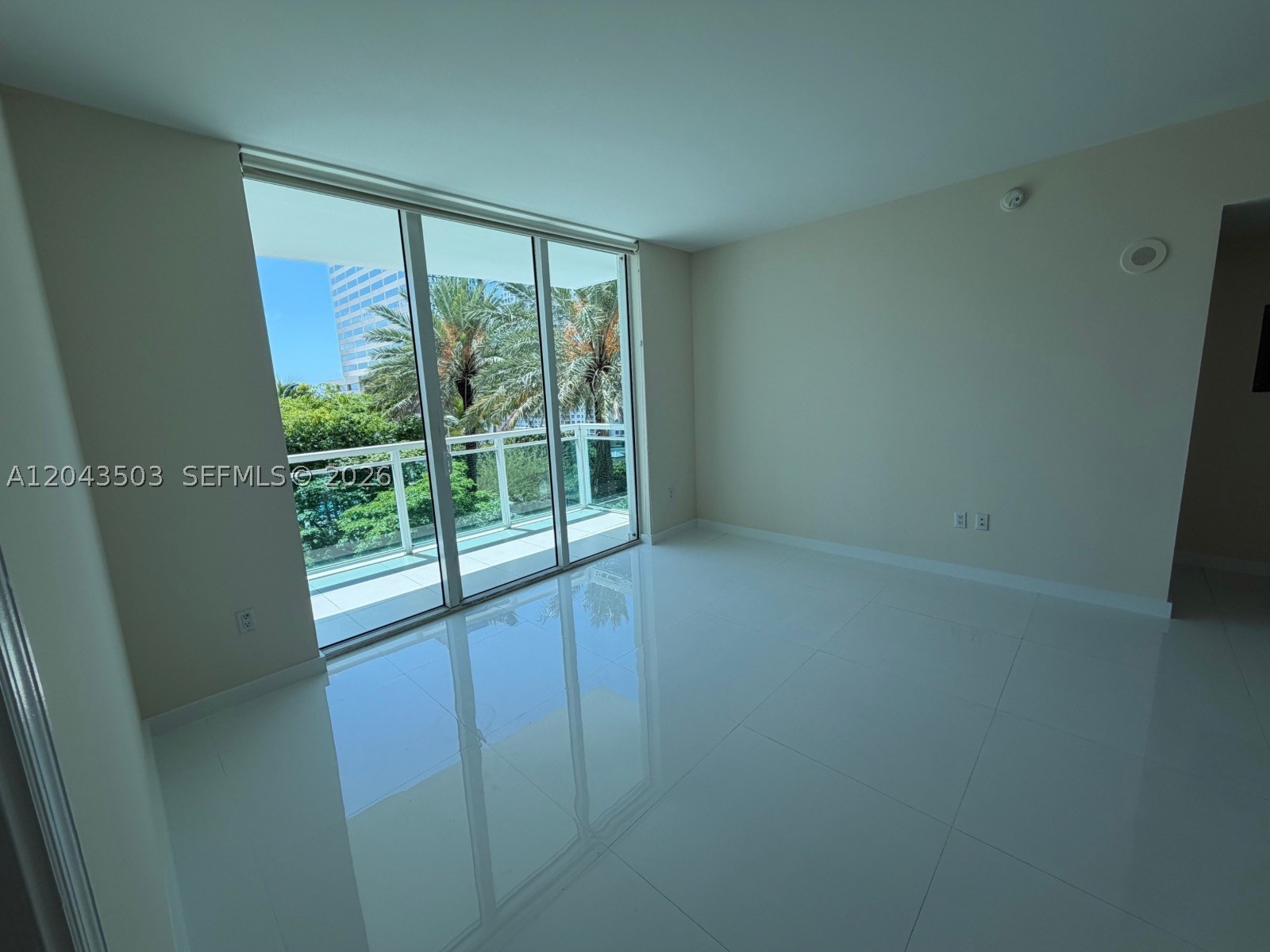 951 Brickell Ave #1206, Miami FL 33131