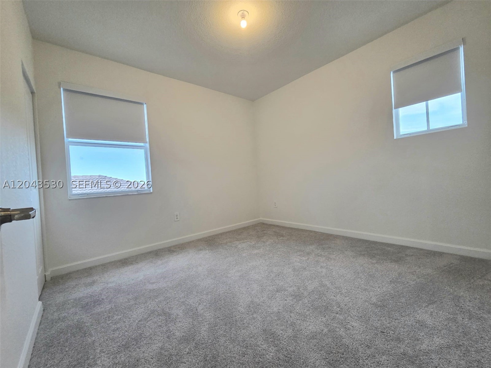 2423 SE 30th St, Homestead FL 33035