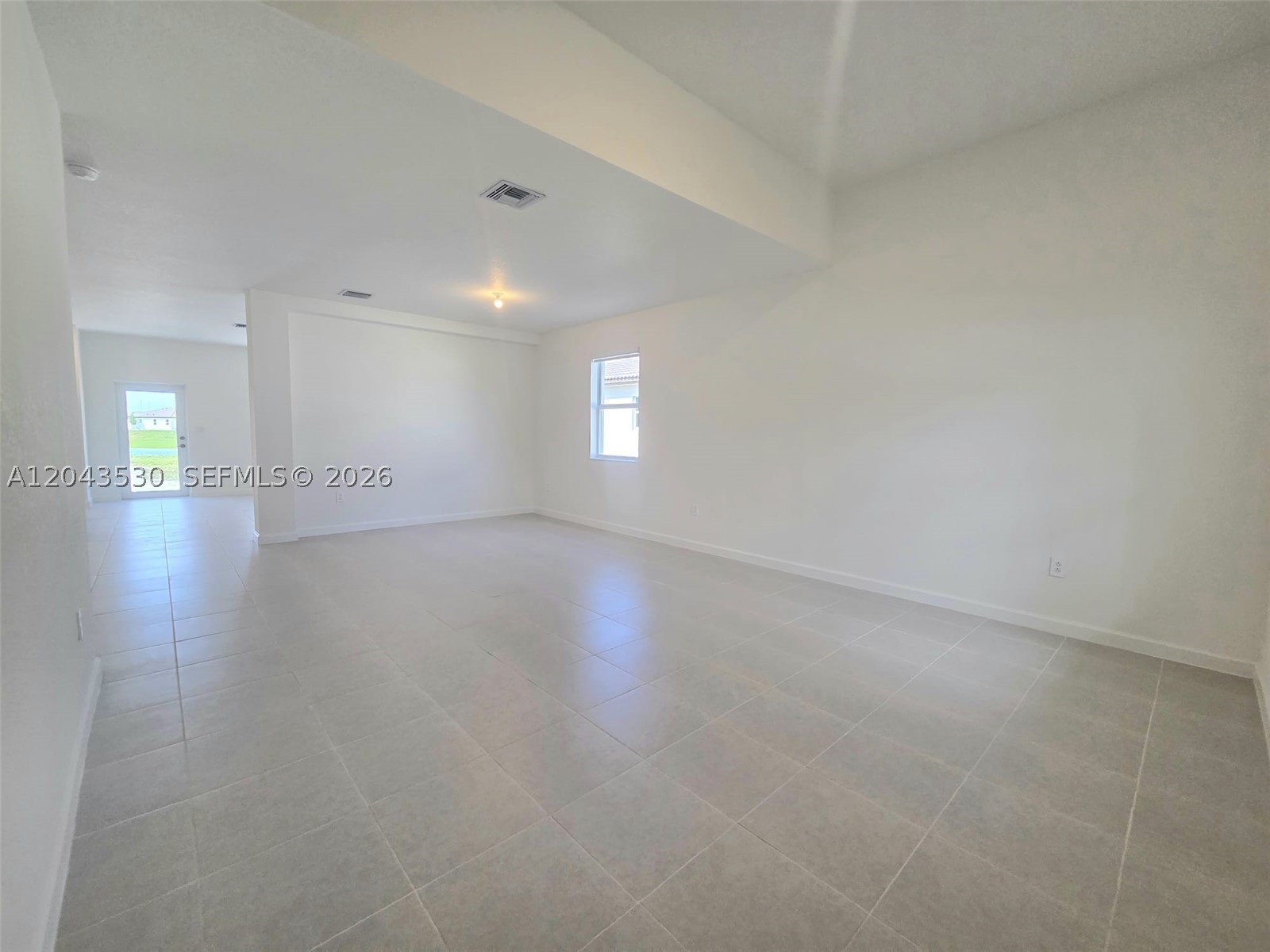 2423 SE 30th St, Homestead FL 33035
