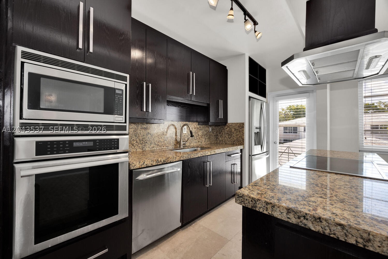 940 Sevilla Ave #206, Coral Gables FL 33134
