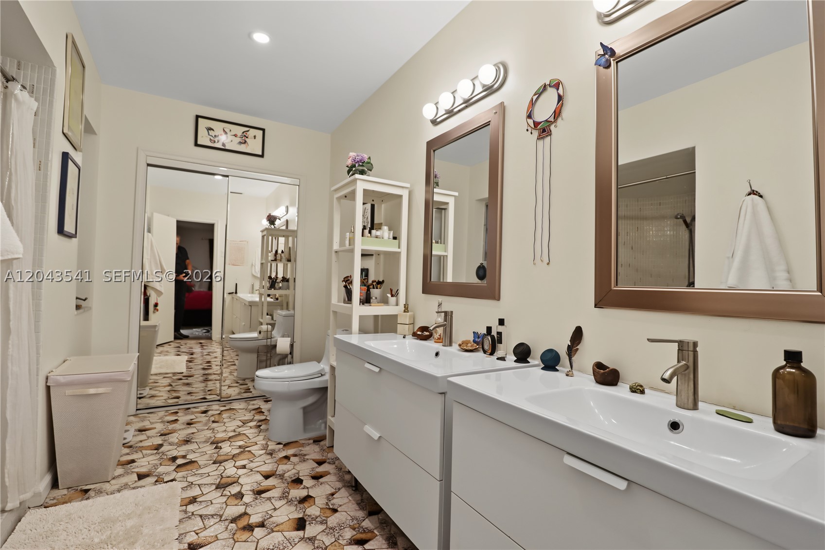 9720 Palmetto Club Ln W, Miami FL 33157