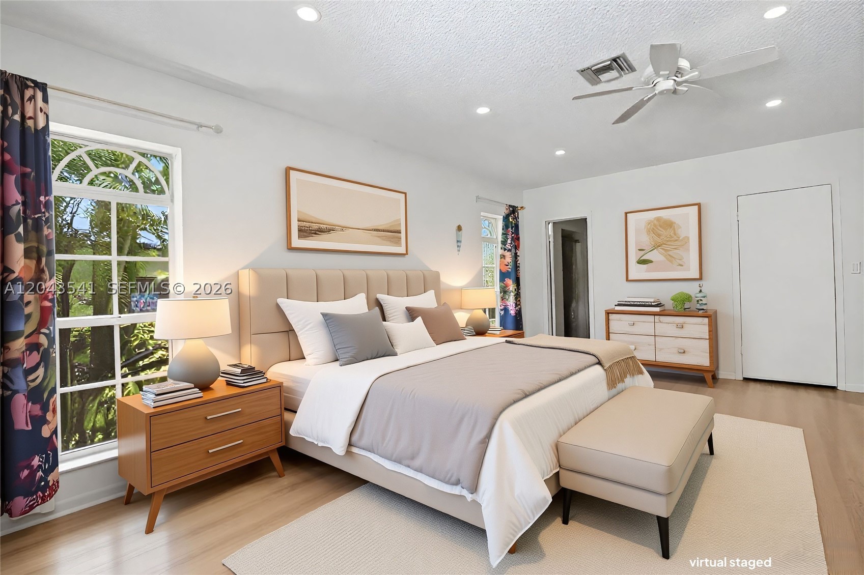 9720 Palmetto Club Ln W, Miami FL 33157