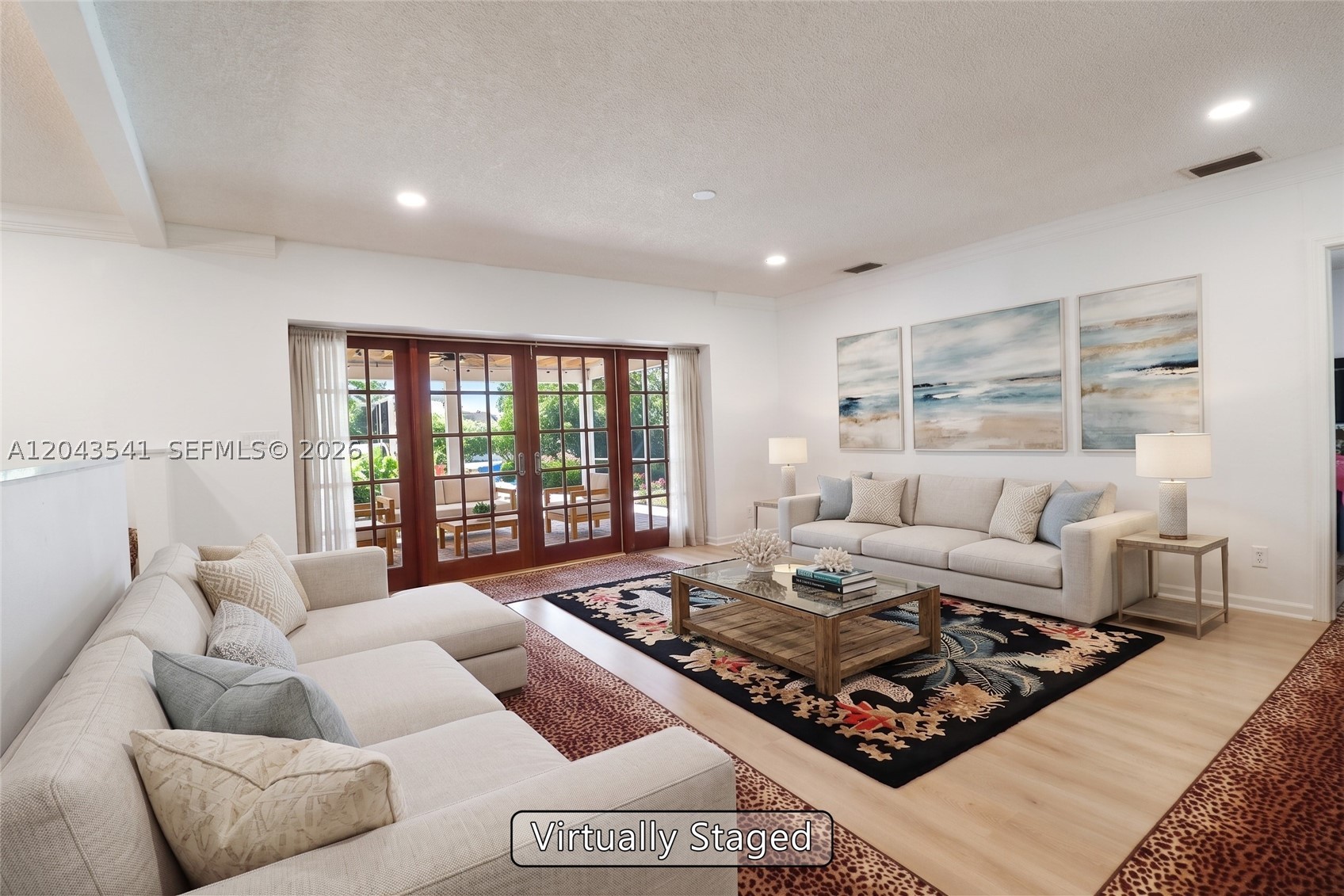 9720 Palmetto Club Ln W, Miami FL 33157