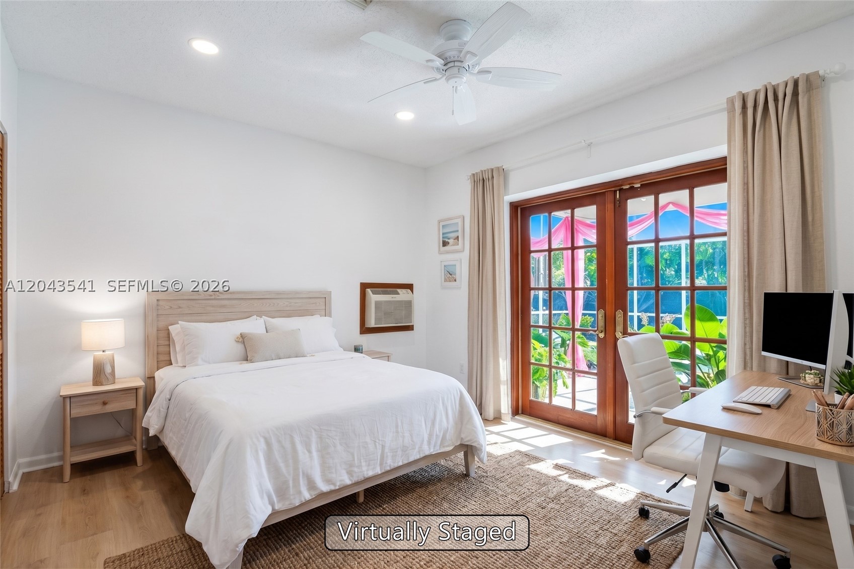 9720 Palmetto Club Ln W, Miami FL 33157