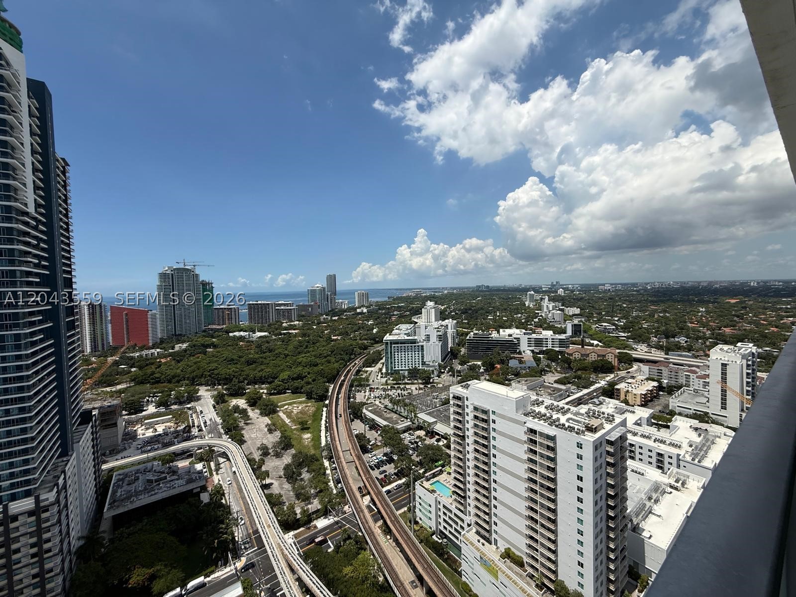 79 SW 12th St #3702-S, Miami FL 33130