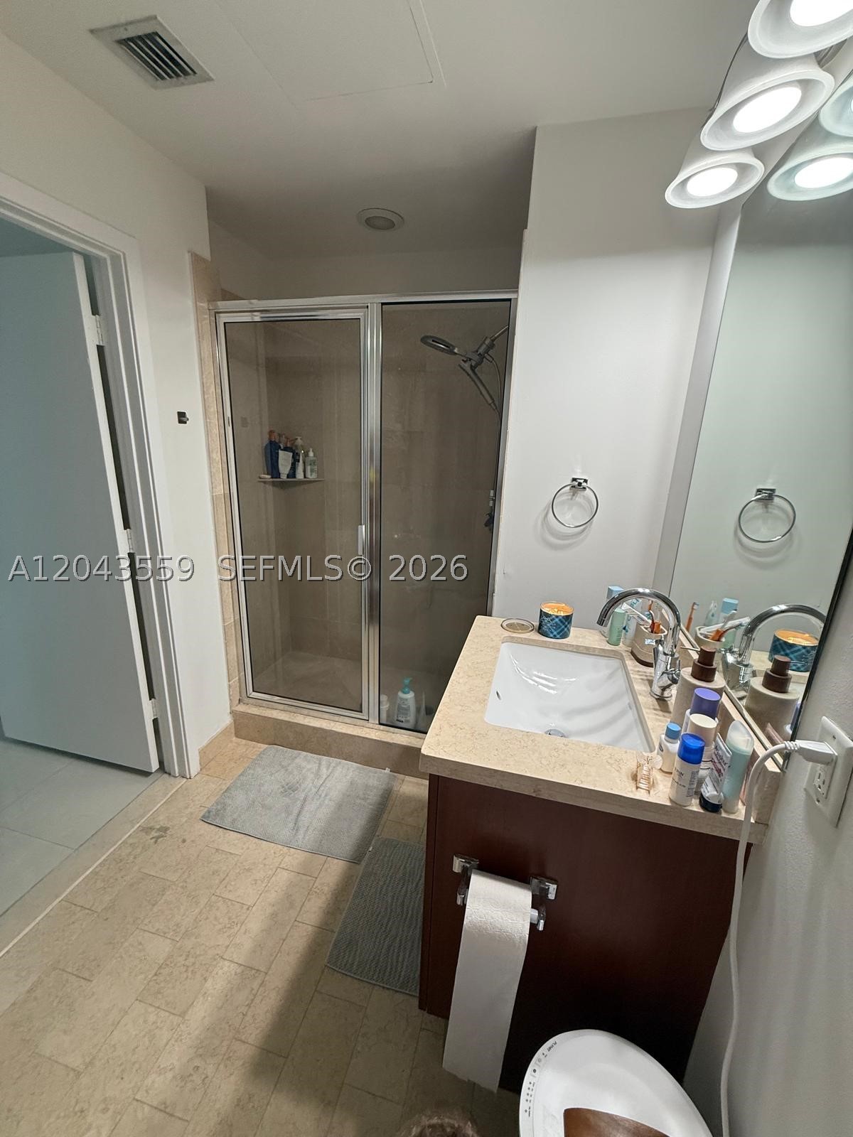 79 SW 12th St #3702-S, Miami FL 33130