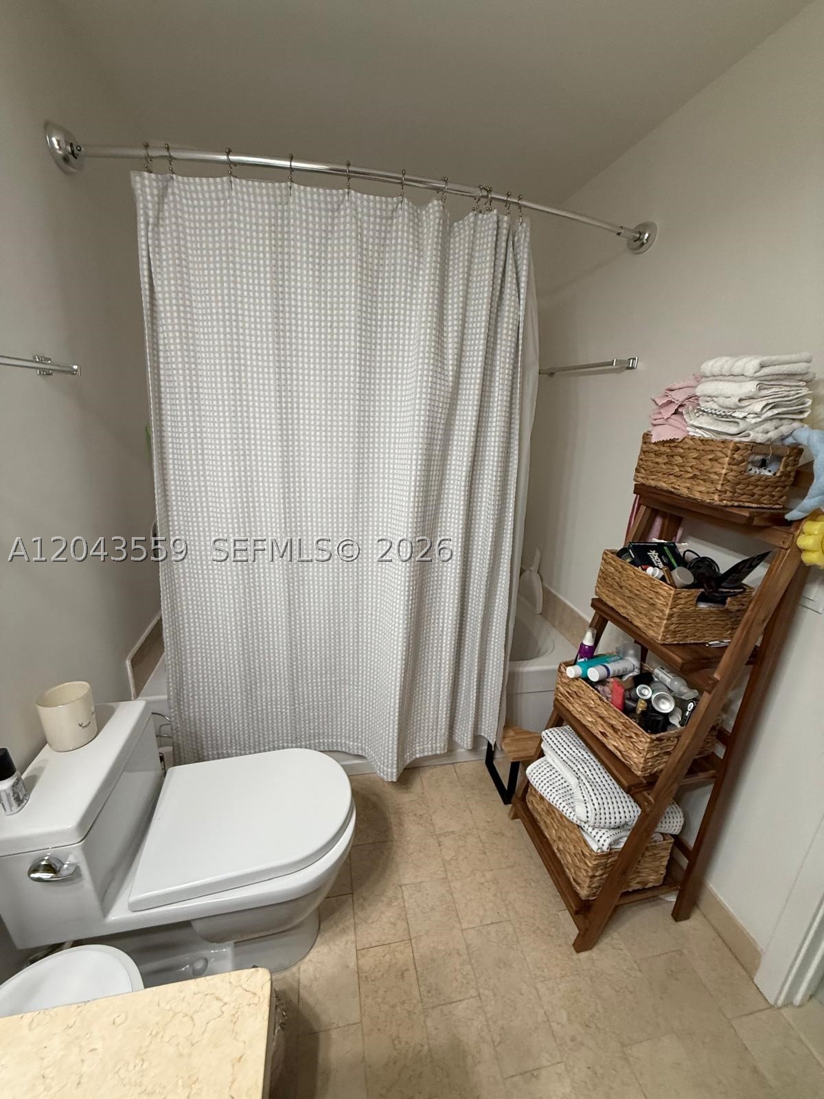 79 SW 12th St #3702-S, Miami FL 33130