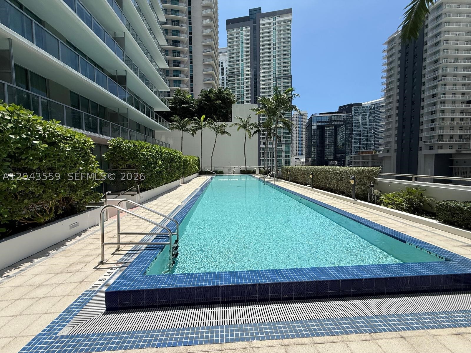 79 SW 12th St #3702-S, Miami FL 33130