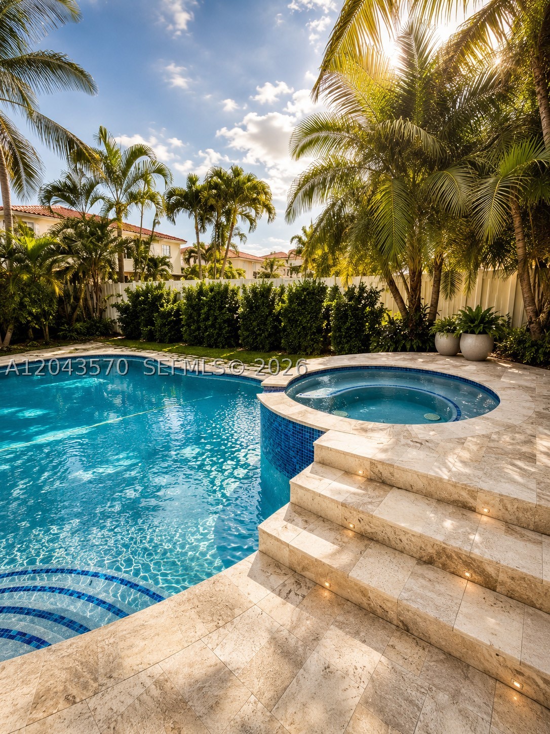 85 Gables Blvd, Weston FL 33326
