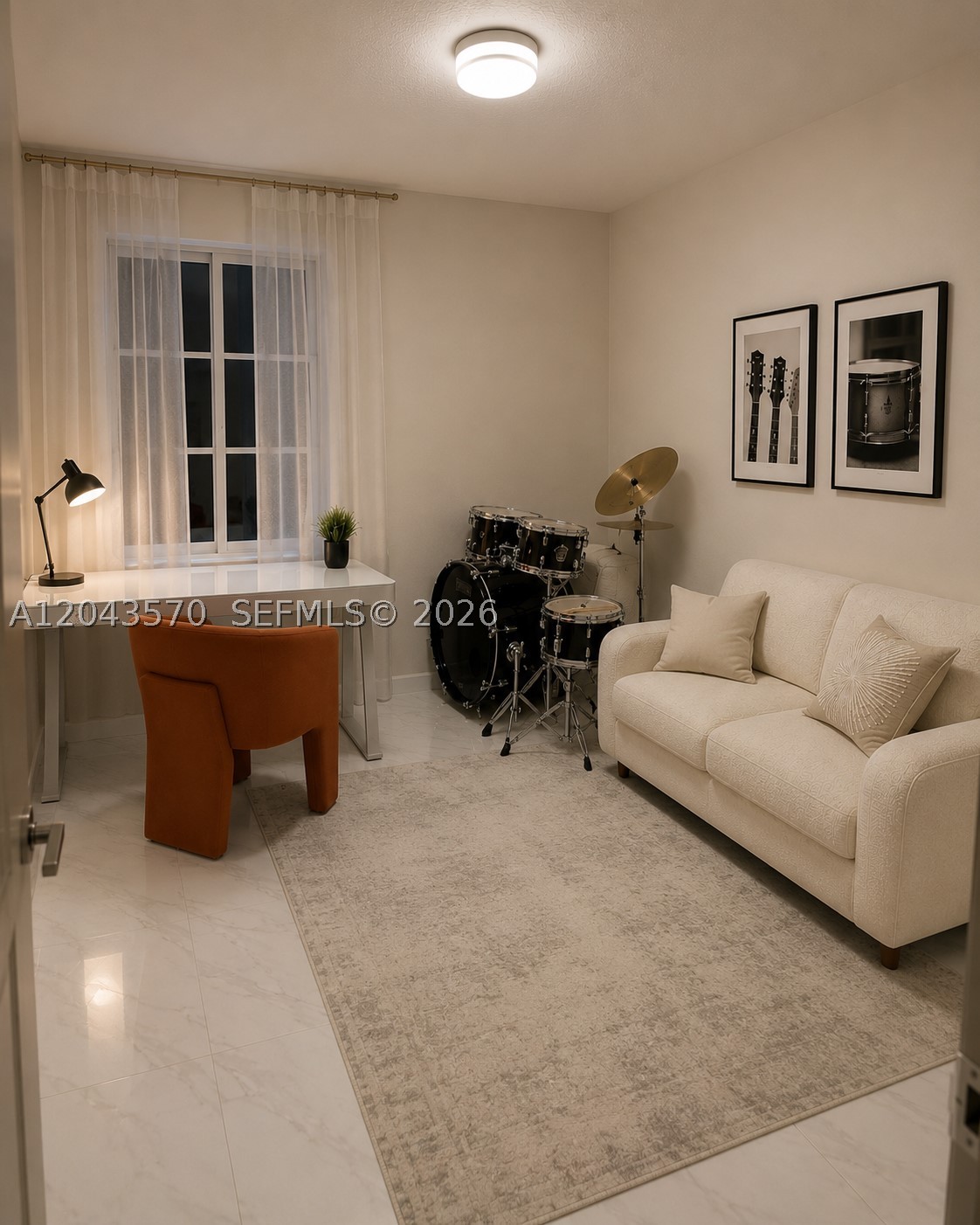 85 Gables Blvd, Weston FL 33326