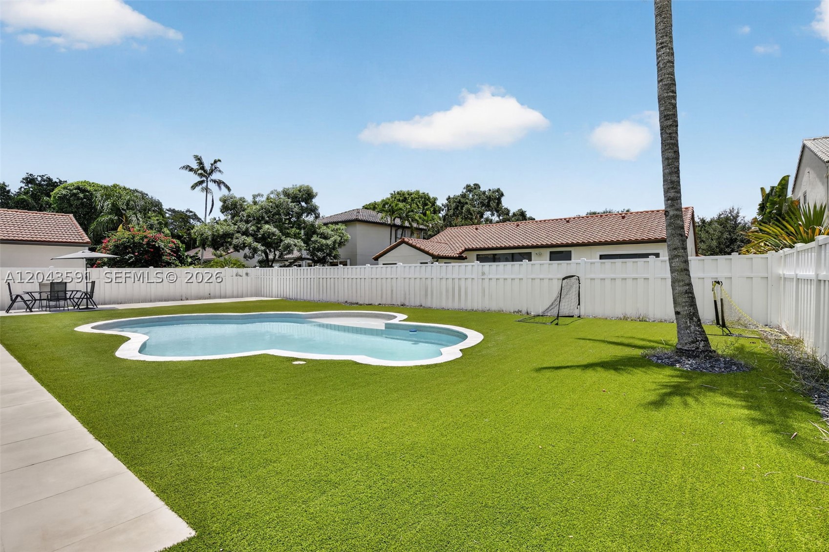 10746 Charleston Pl, Cooper City FL 33026
