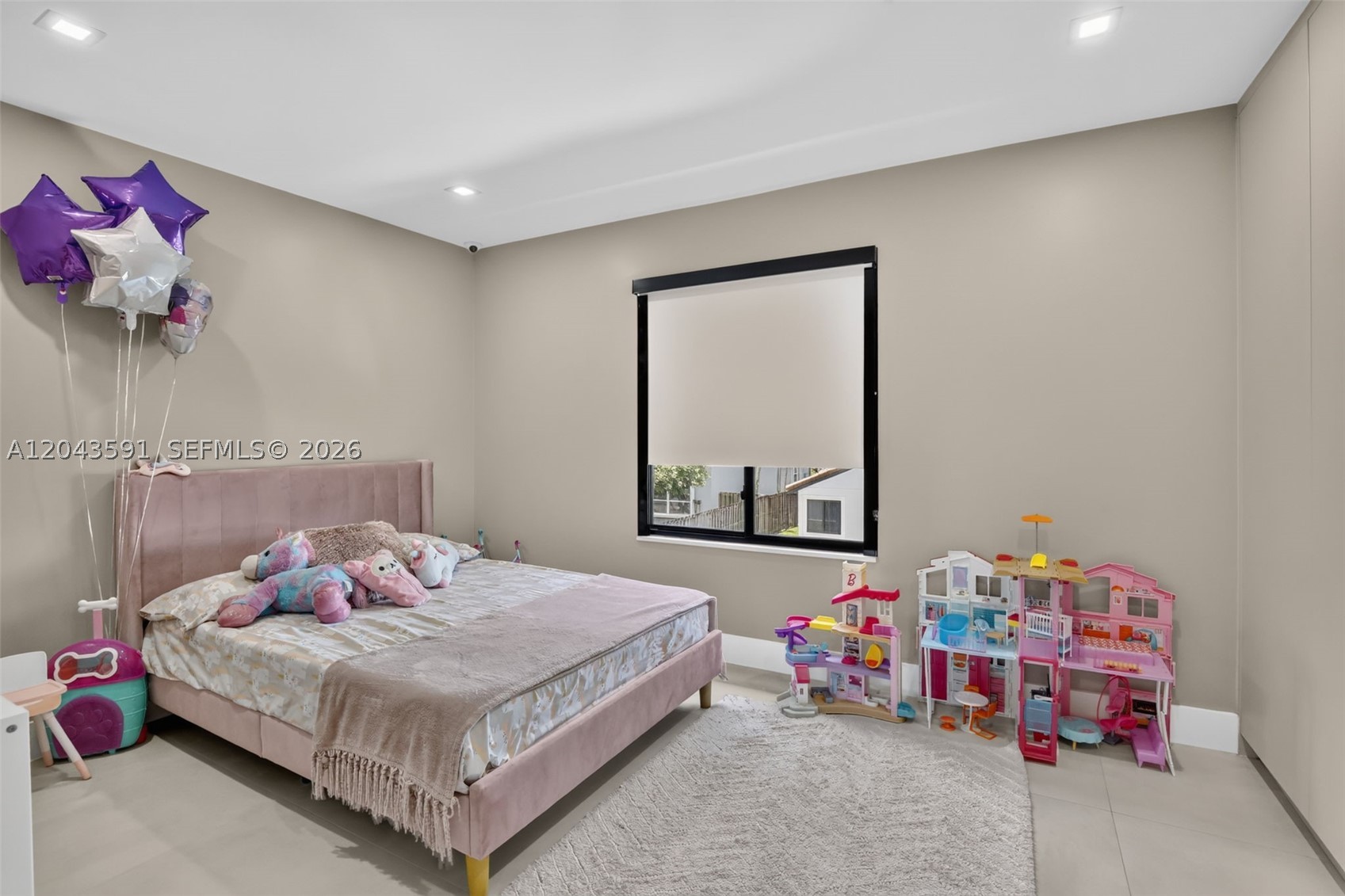 10746 Charleston Pl, Cooper City FL 33026