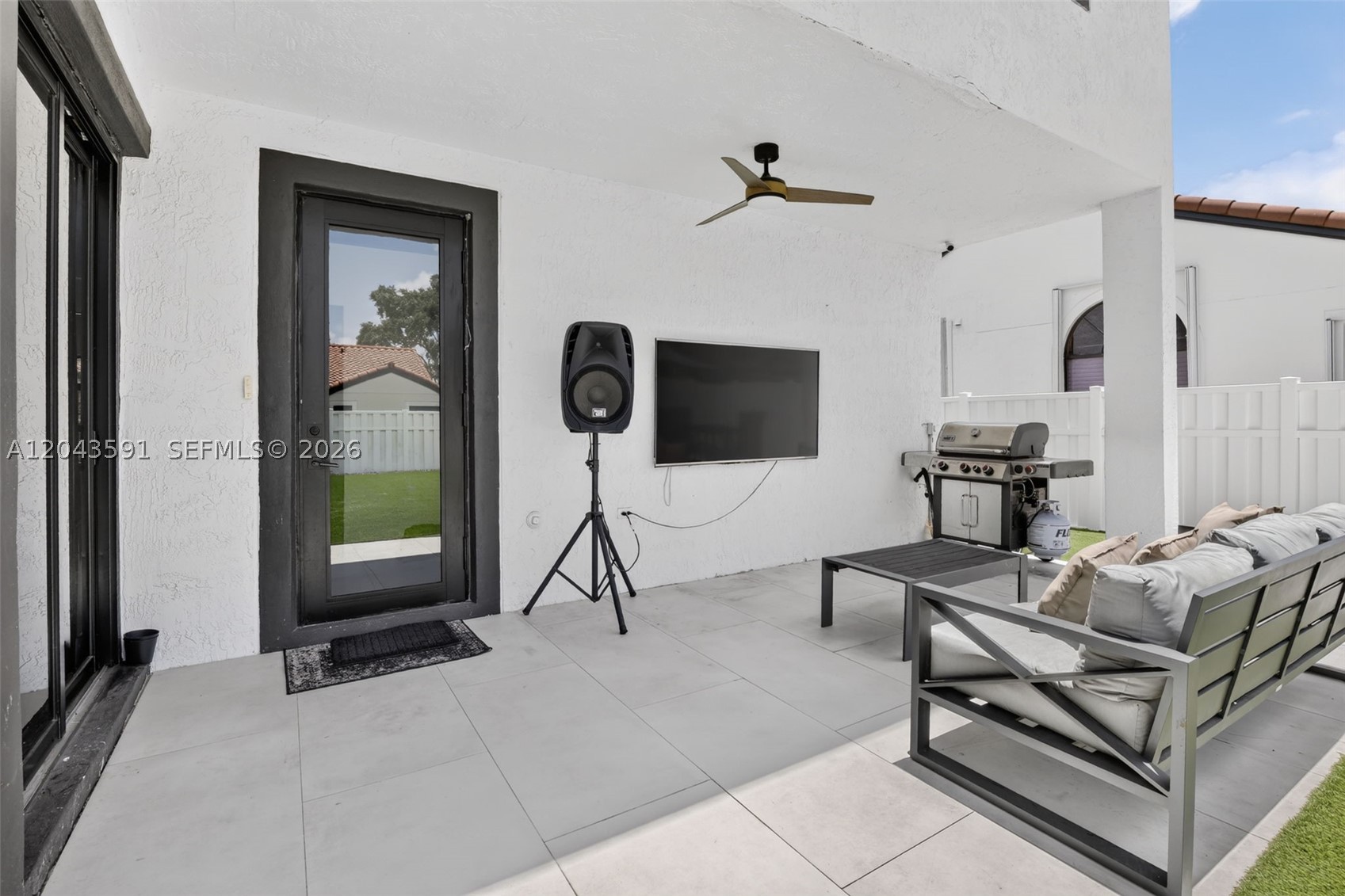10746 Charleston Pl, Cooper City FL 33026