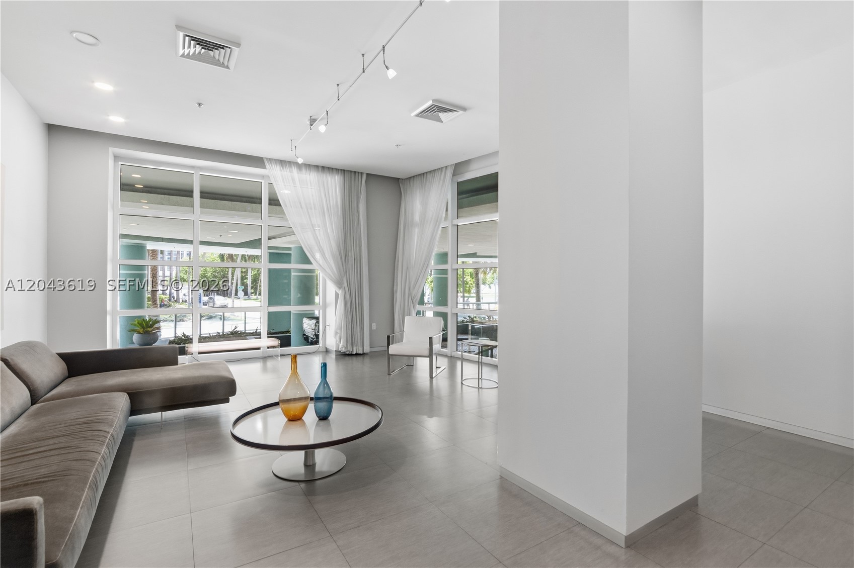 1900 N Bayshore Dr #PH5006, Miami FL 33132