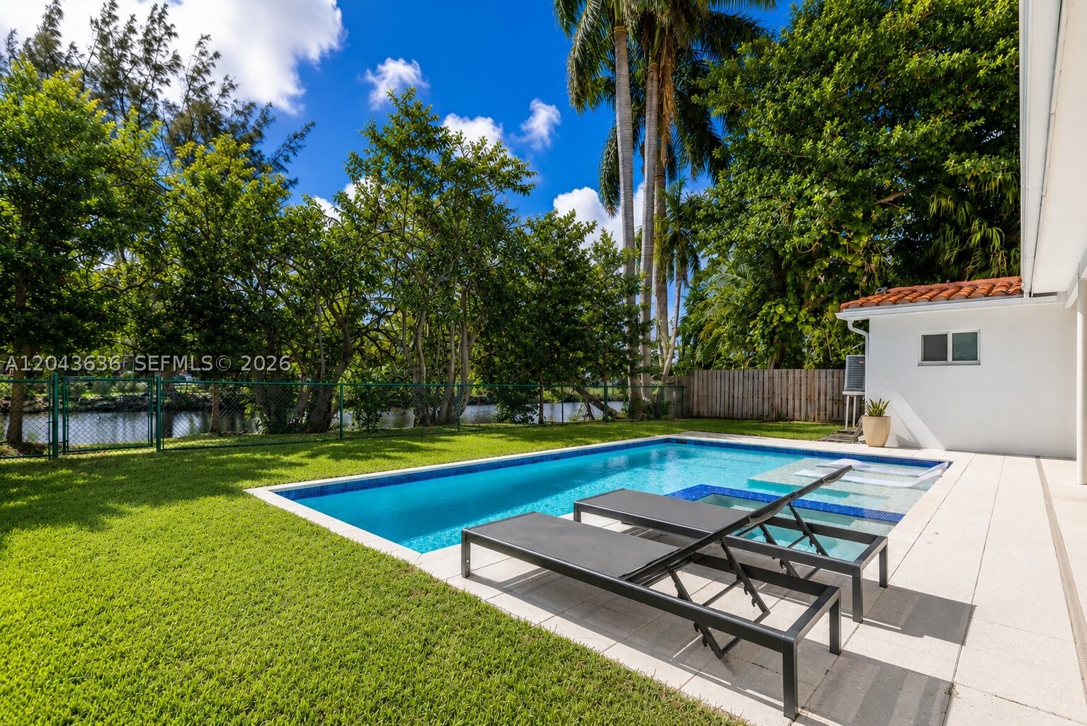 200 NW 86th St, El Portal FL 33138
