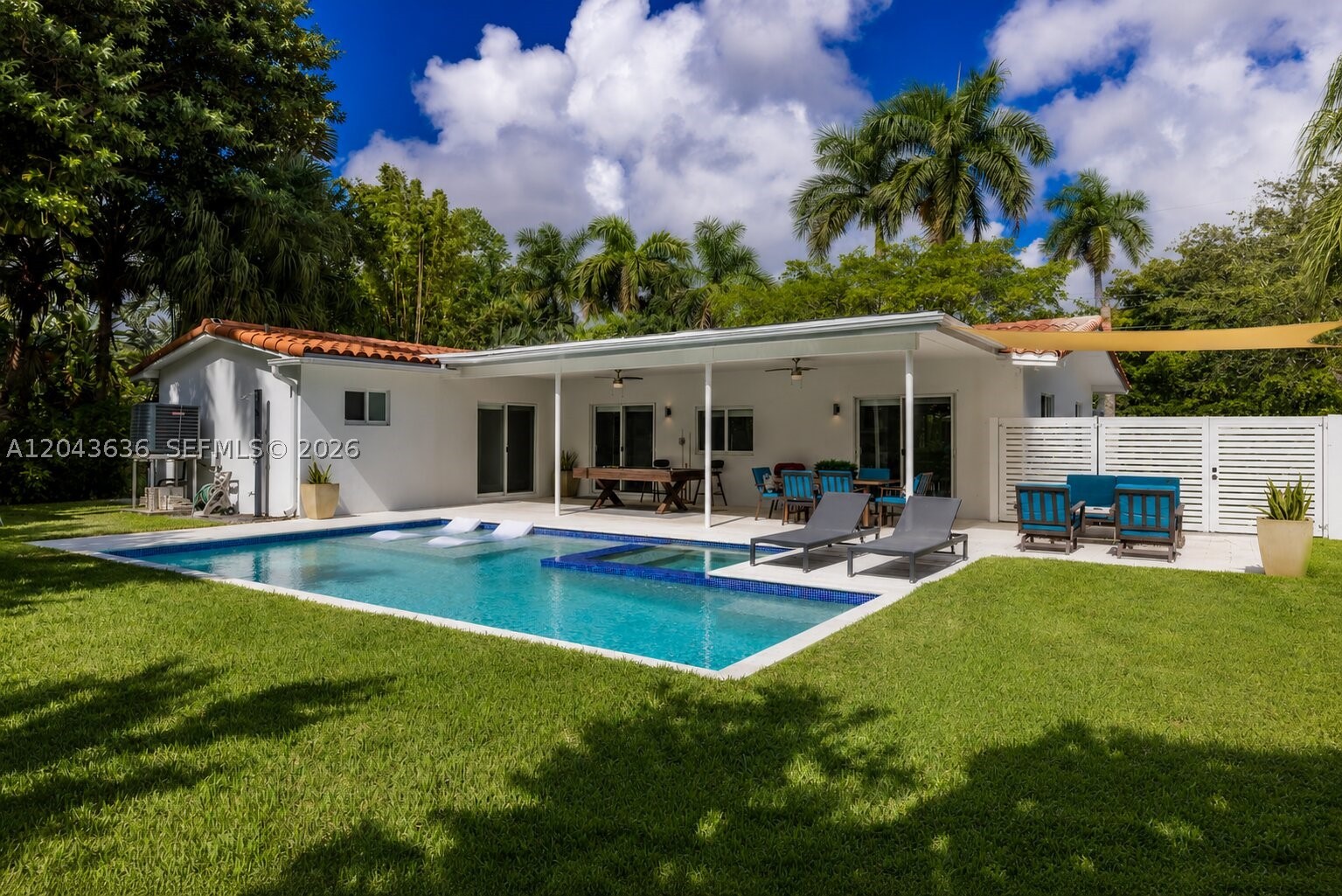 200 NW 86th St, El Portal FL 33138