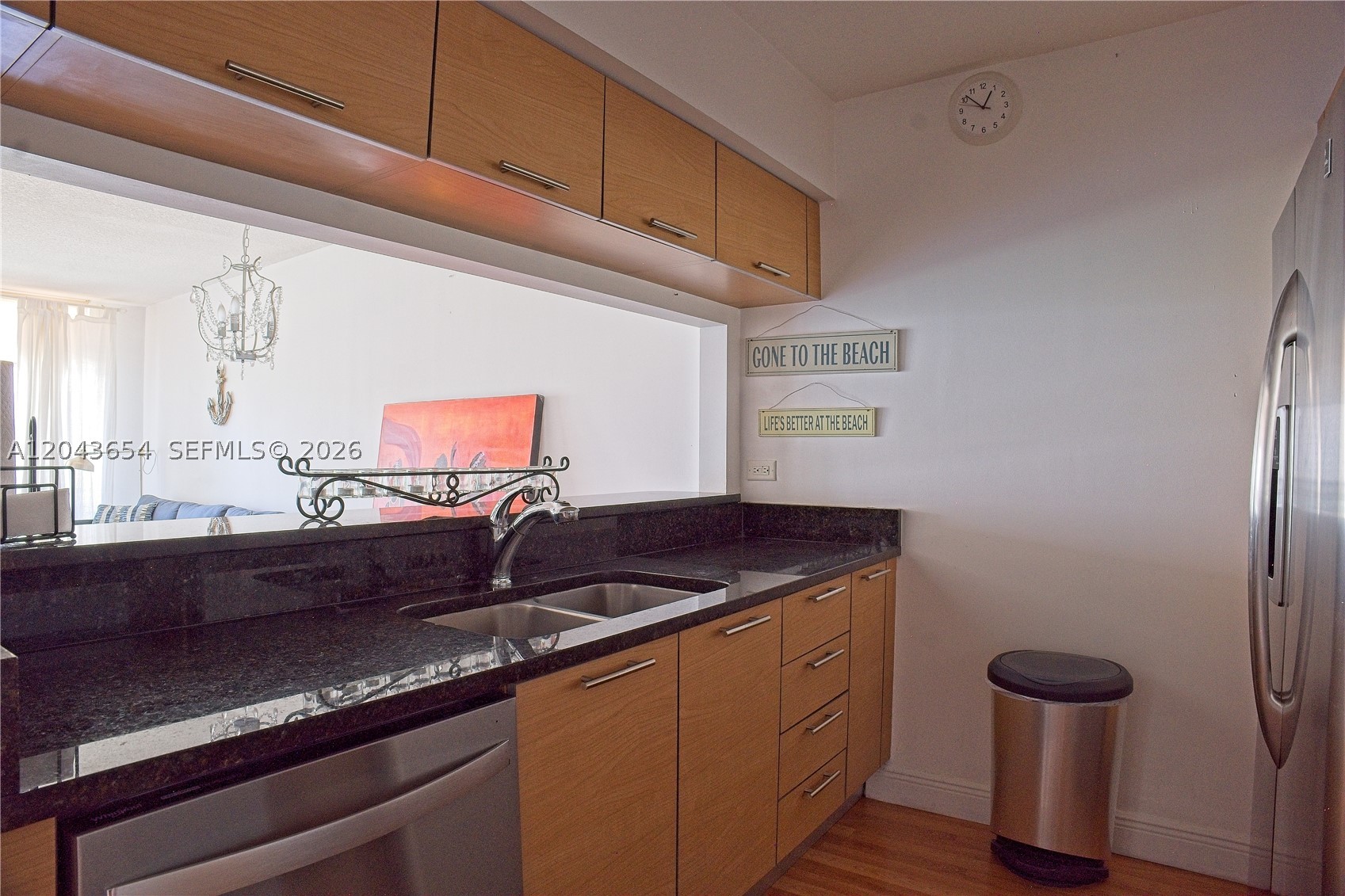 31 SE 5th #1203, Miami FL 33131