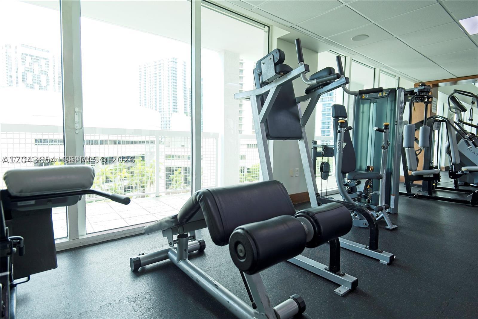 31 SE 5th #1203, Miami FL 33131