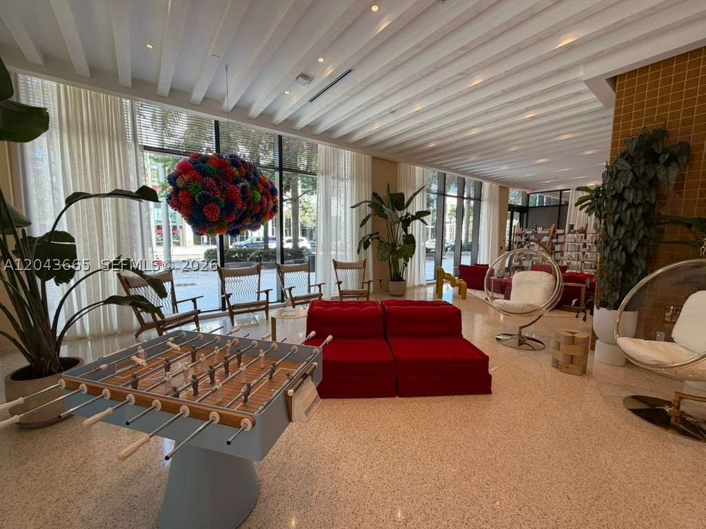 3100 1st #515, Miami FL 33137