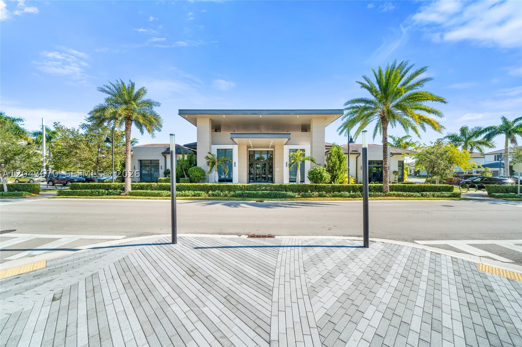 8167 NW 41st St #E-101, Doral FL 33166