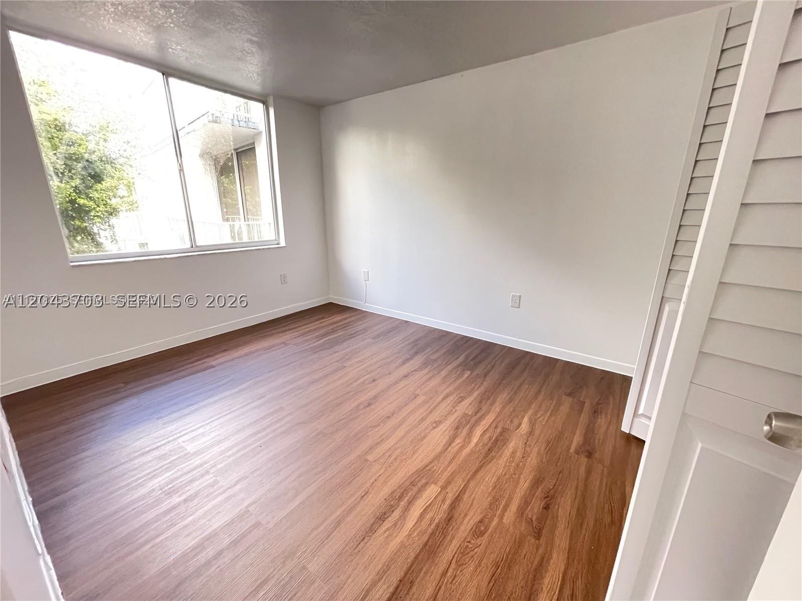 1740 NW N River Dr #517, Miami FL 33125