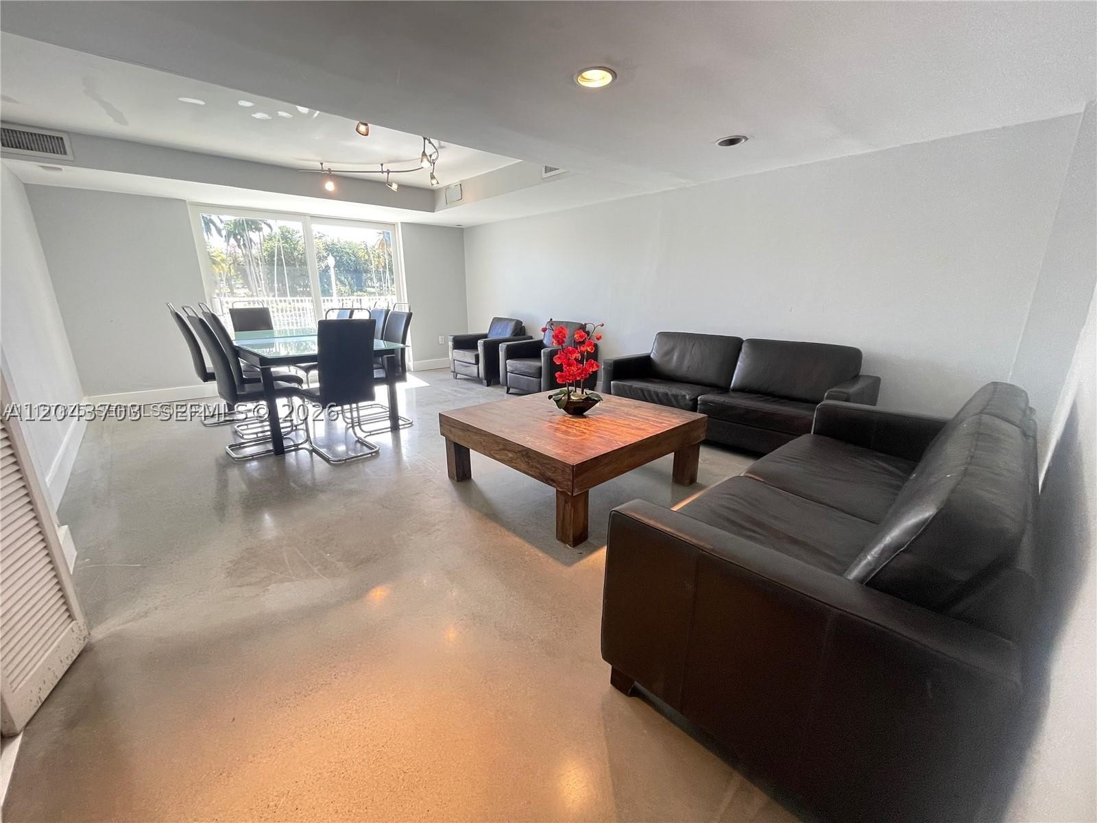 1740 NW N River Dr #517, Miami FL 33125