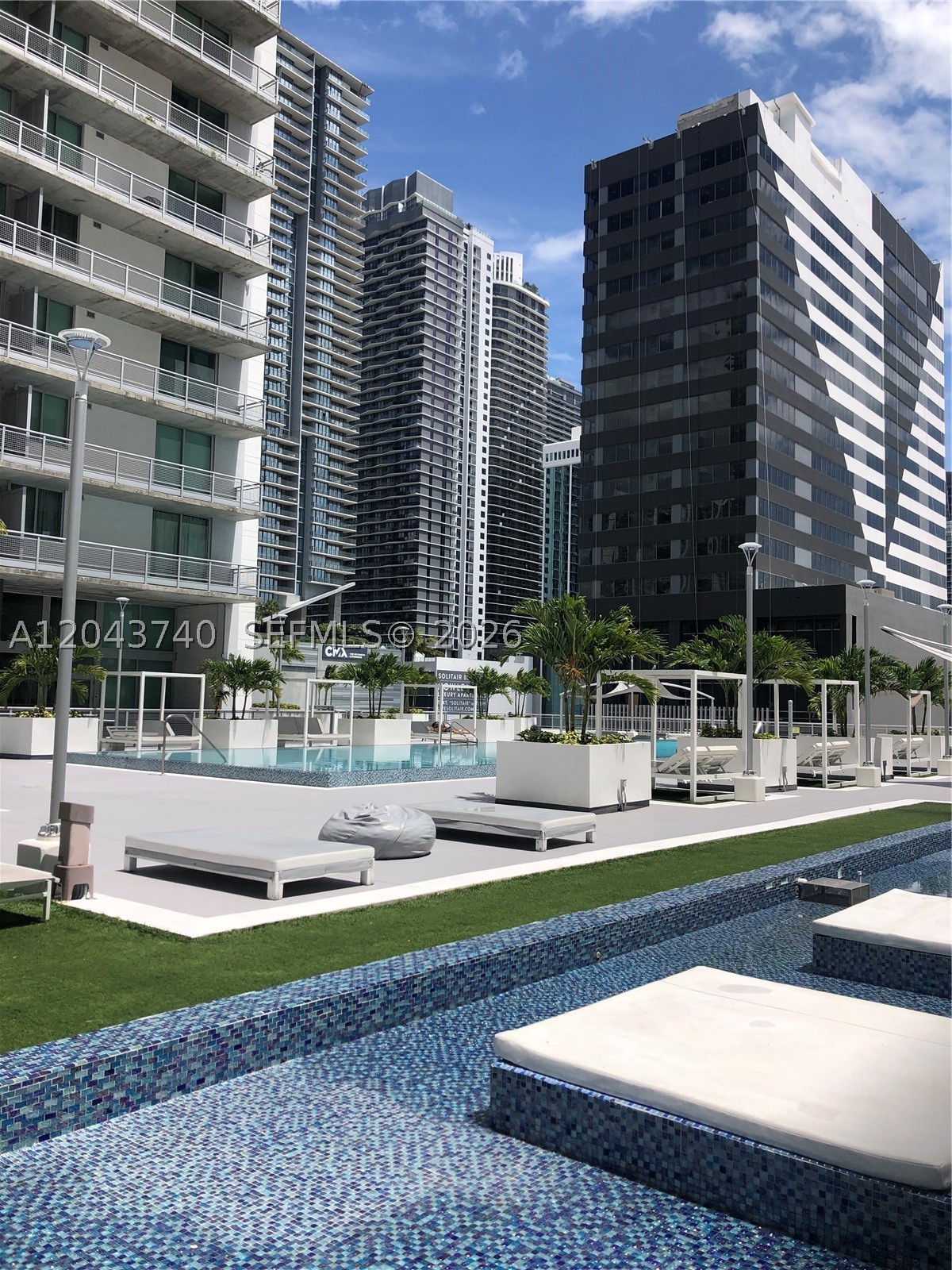 690 SW 1st Ct #1019, Miami FL 33130