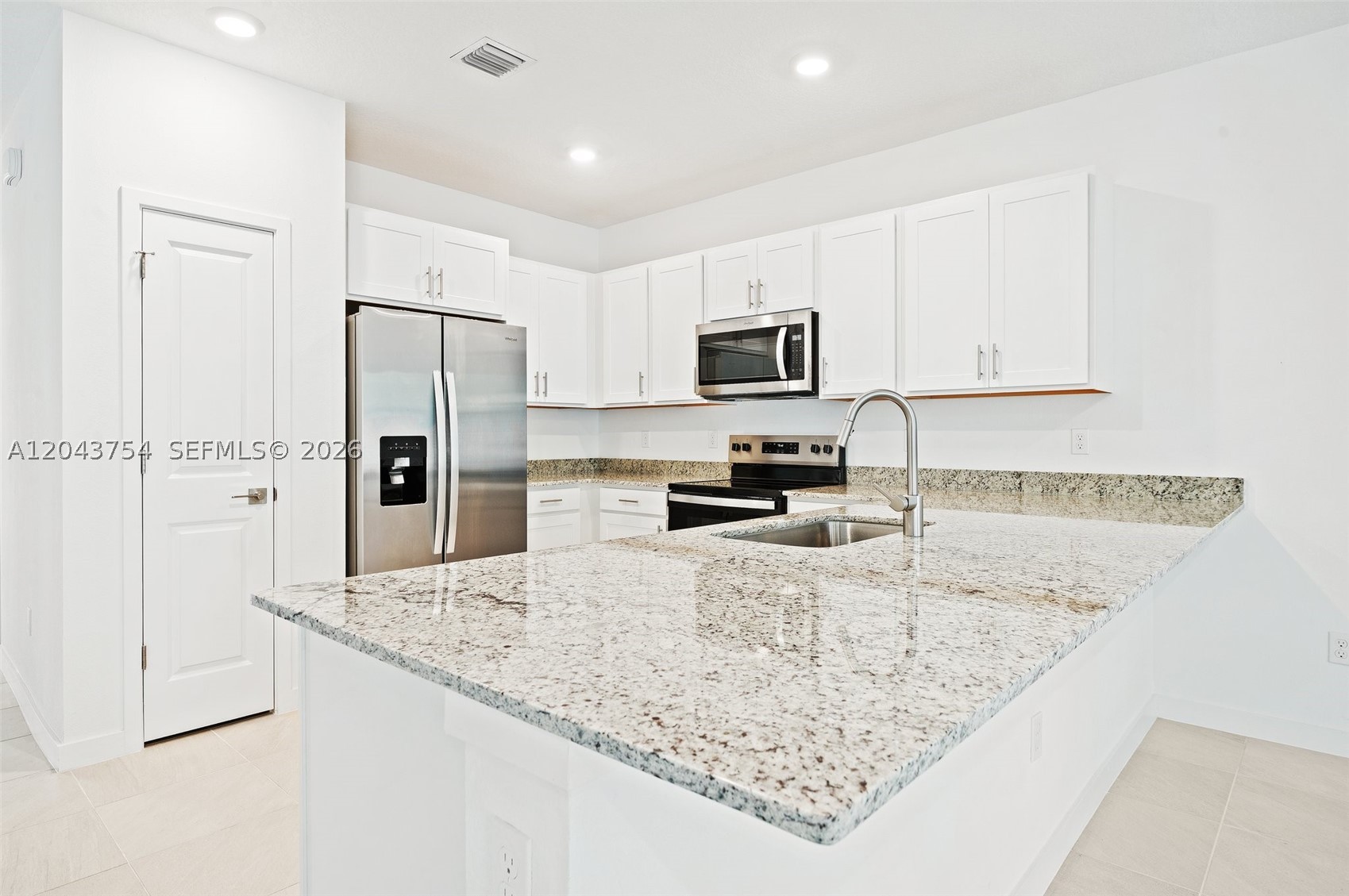 6007 Coralberry St, Haverhill FL 33415